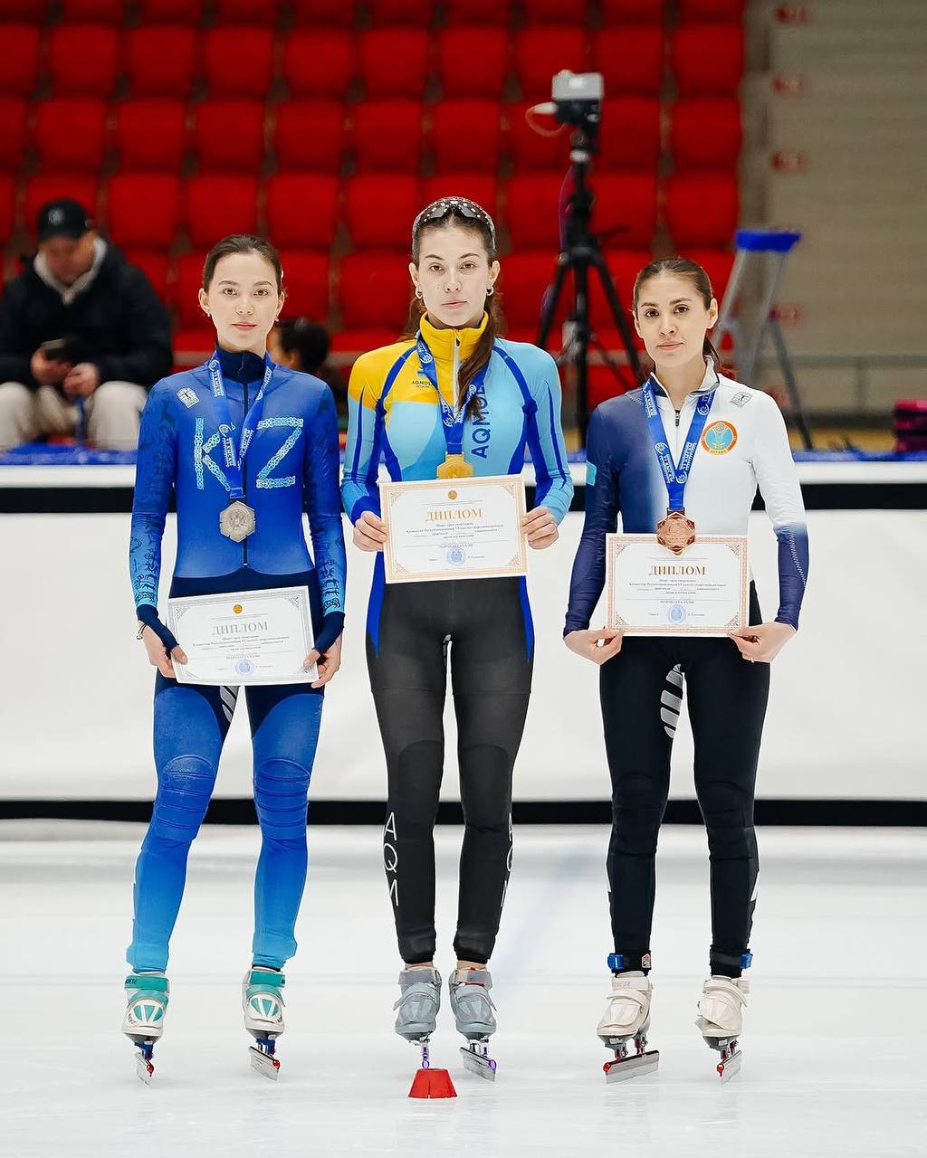 Шорт-трек: Ольга Тихонова - алғашқы чемпион