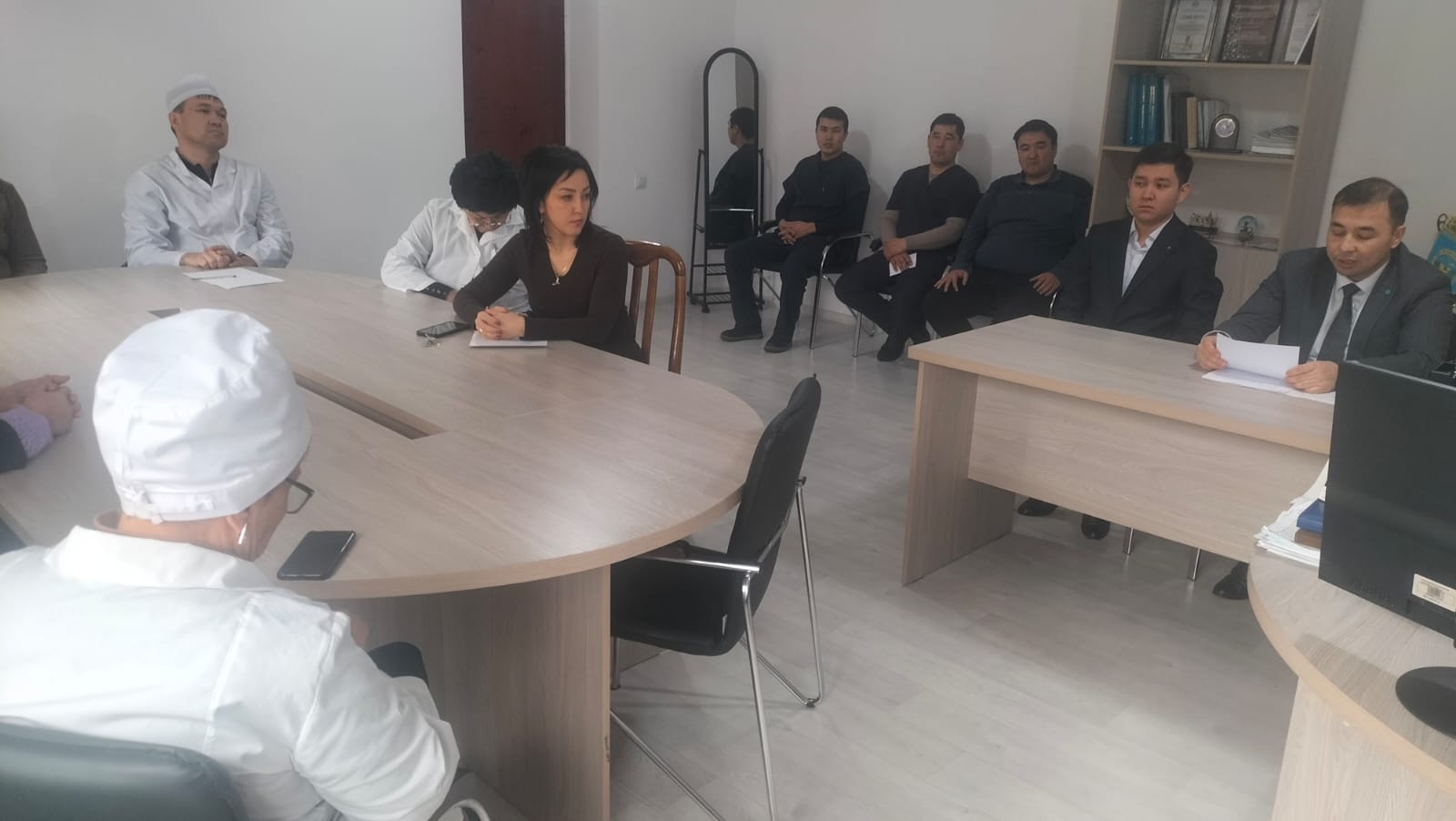 Жамбыл облысы бойынша Республикалық ветеринариялық лаборатория филиалының өкілдерімен кездесу өтті