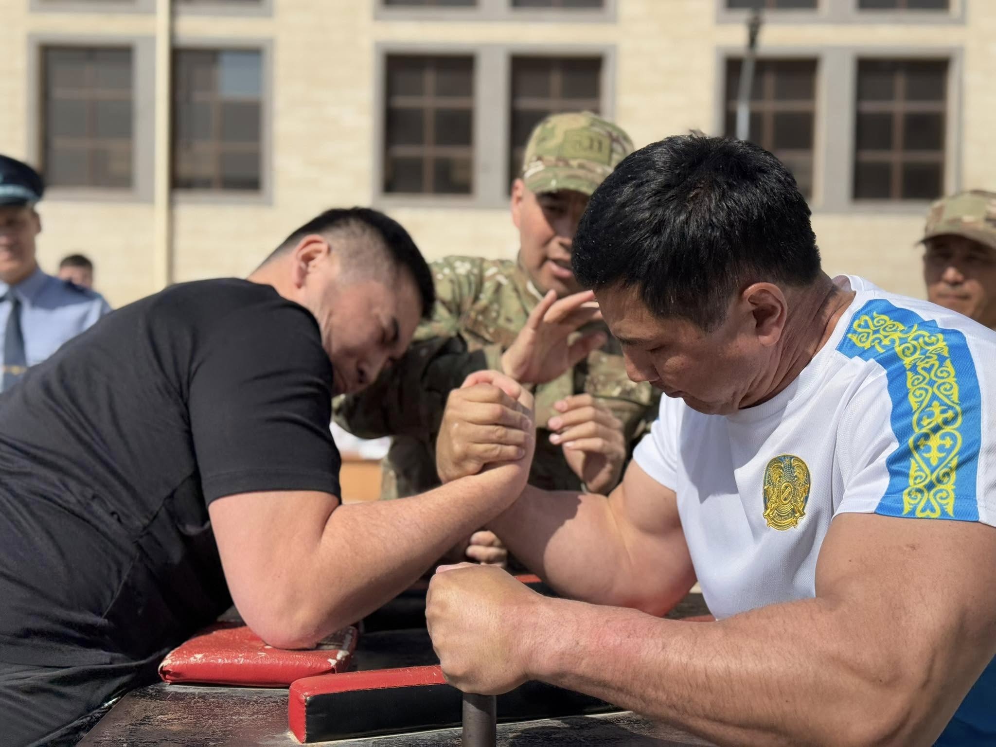 Полицейлер ұлттық спорт ойындарынан жарысқа түсті