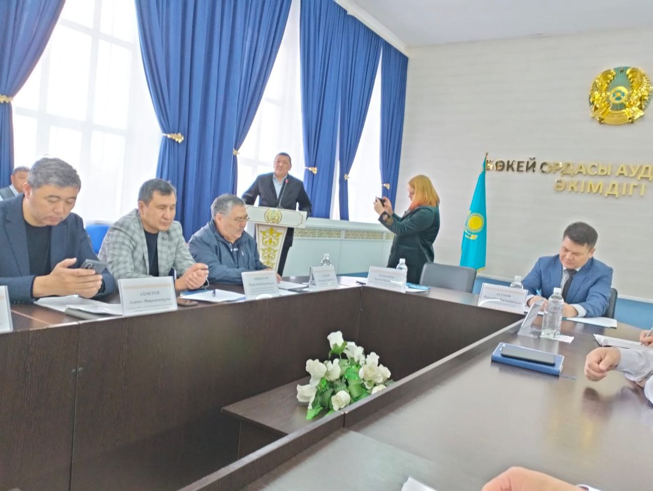 Бөкей ордасы ауданы бойынша агроөнеркәсіп кешені саласындағы өзекті мәселелерді шешу жөніндегі жиналыс.