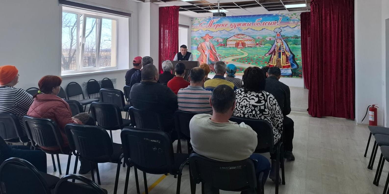 халықпен кездесу