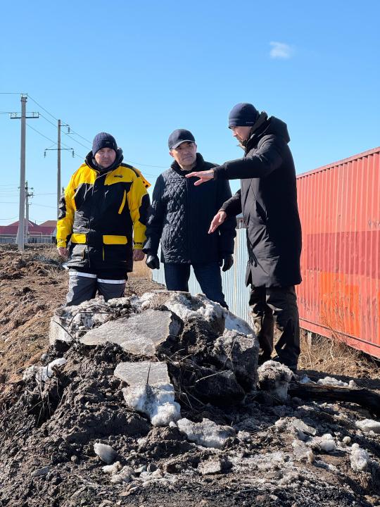 Елдос Рамазанов Целиноград ауданы мен Қосшы қаласының су тасқынына қарсы жұмыстарын тексерді