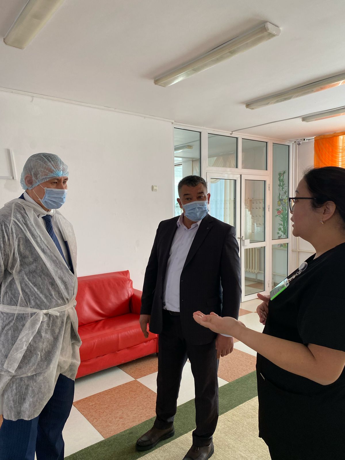 Өкіл "Арнаулы әлеуметтік қызметтер көрсету балалар орталығы" коммуналдық мемлекеттік мекемесіне барды