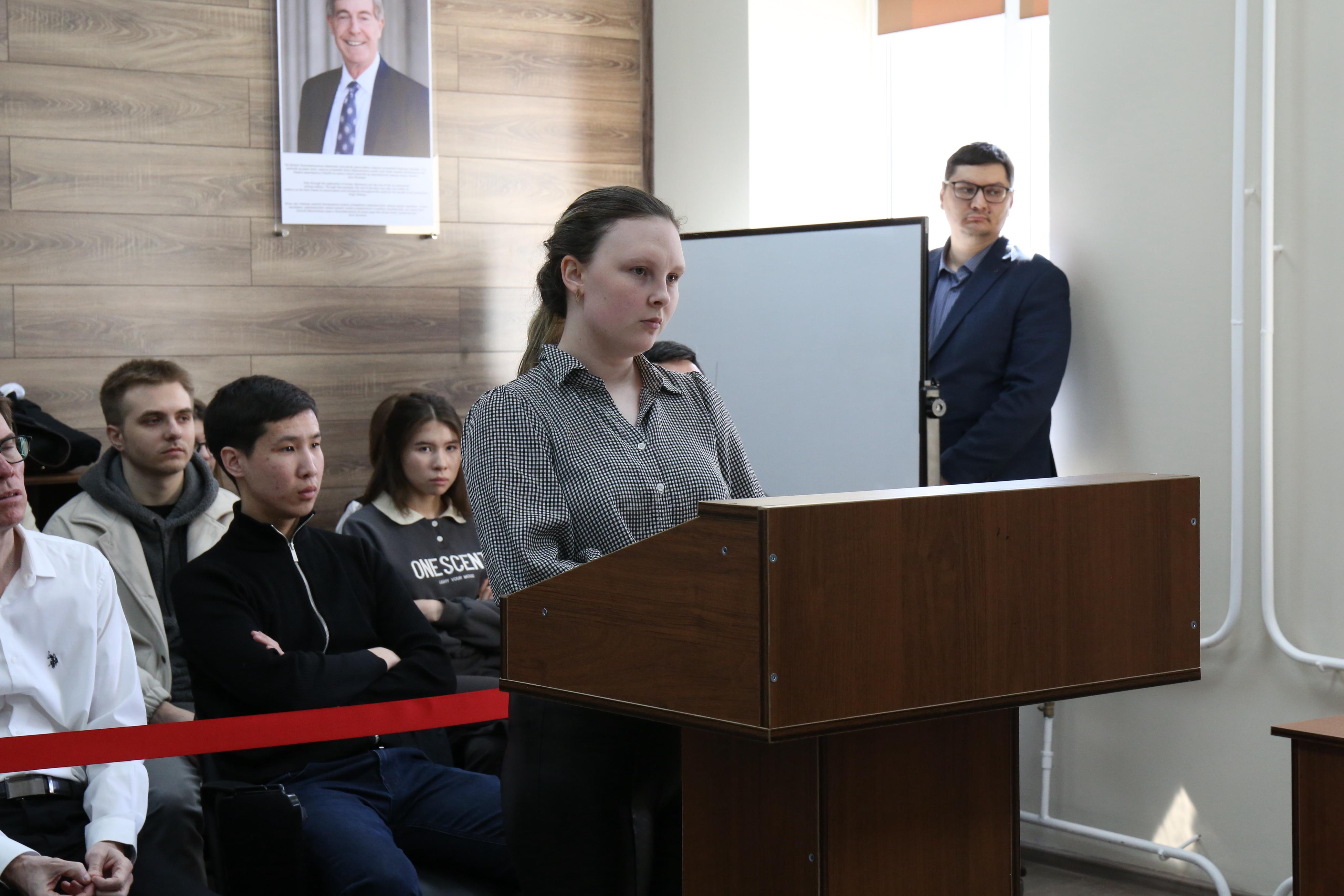 ШҚО студенттері отбасылық зорлық-зомбылыққа қарсы оқу сотын өткізді