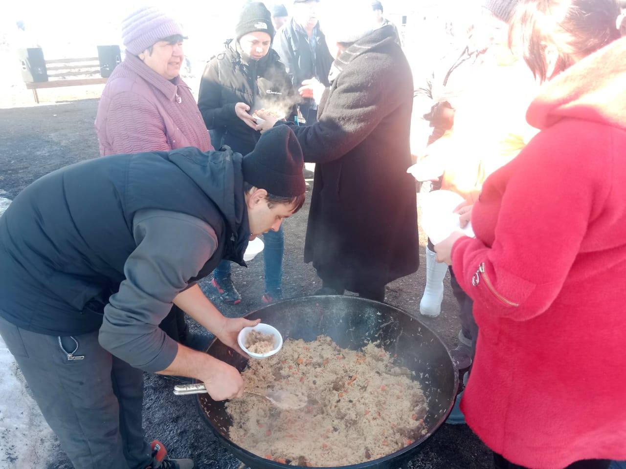 Қайырымдылық үстелі