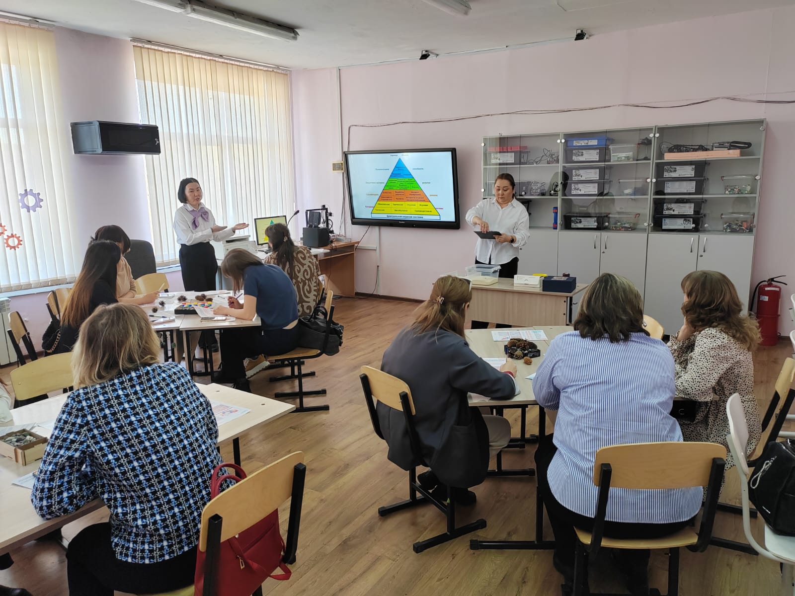 «Ерекше білім беру қажеттіліктері бар оқушылардың ата-аналарына психологиялық-педагогикалық қолдау көрсету «Бір-біріне қадам» облыстық оқыту семинар-практикумы