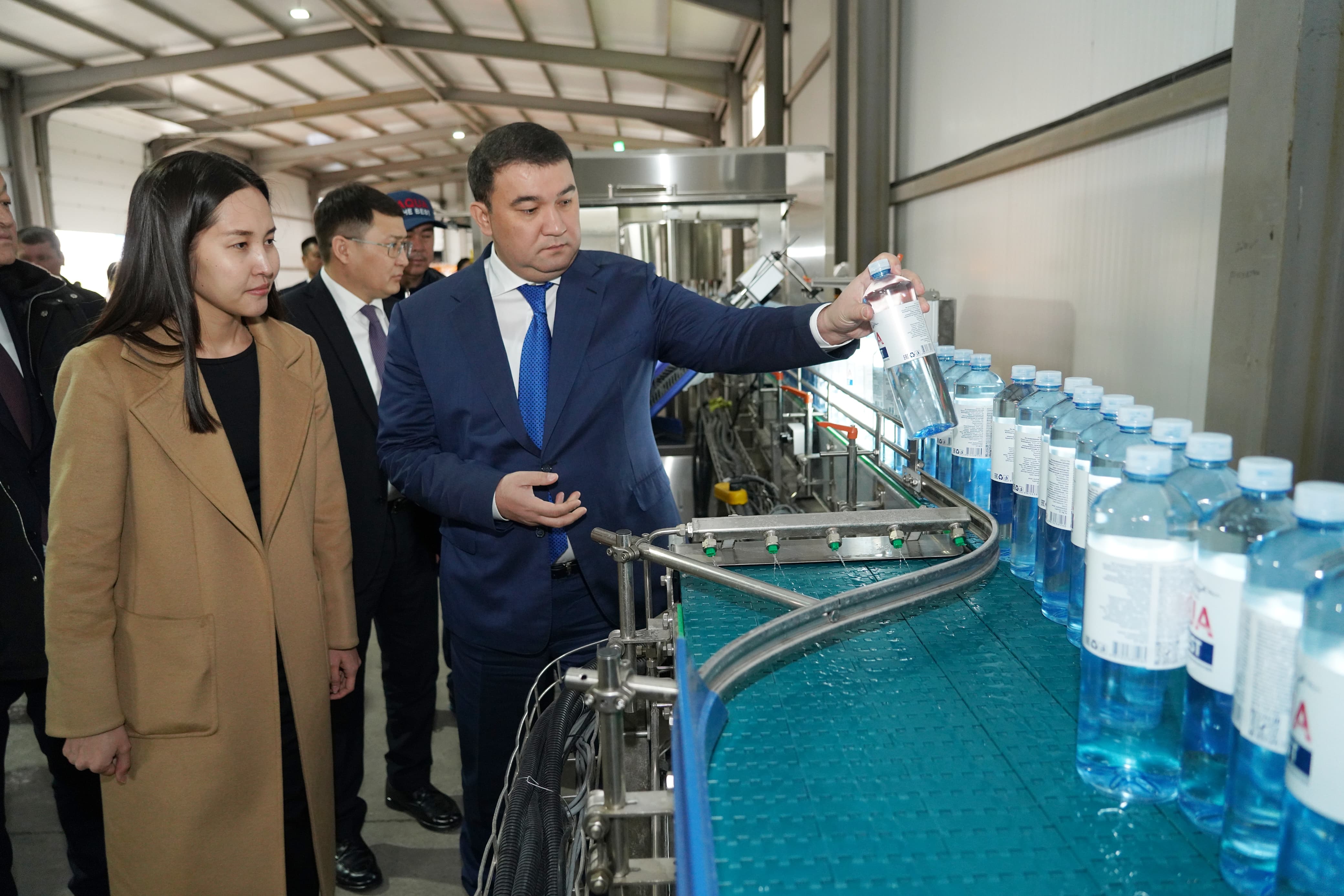 НҰРАЛХАН КӨШЕРОВ ТҮРКІСТАН ОБЛЫСЫНДА КӘСІПКЕРЛІКТІ ДАМЫТУДЫ ТАПСЫРДЫ