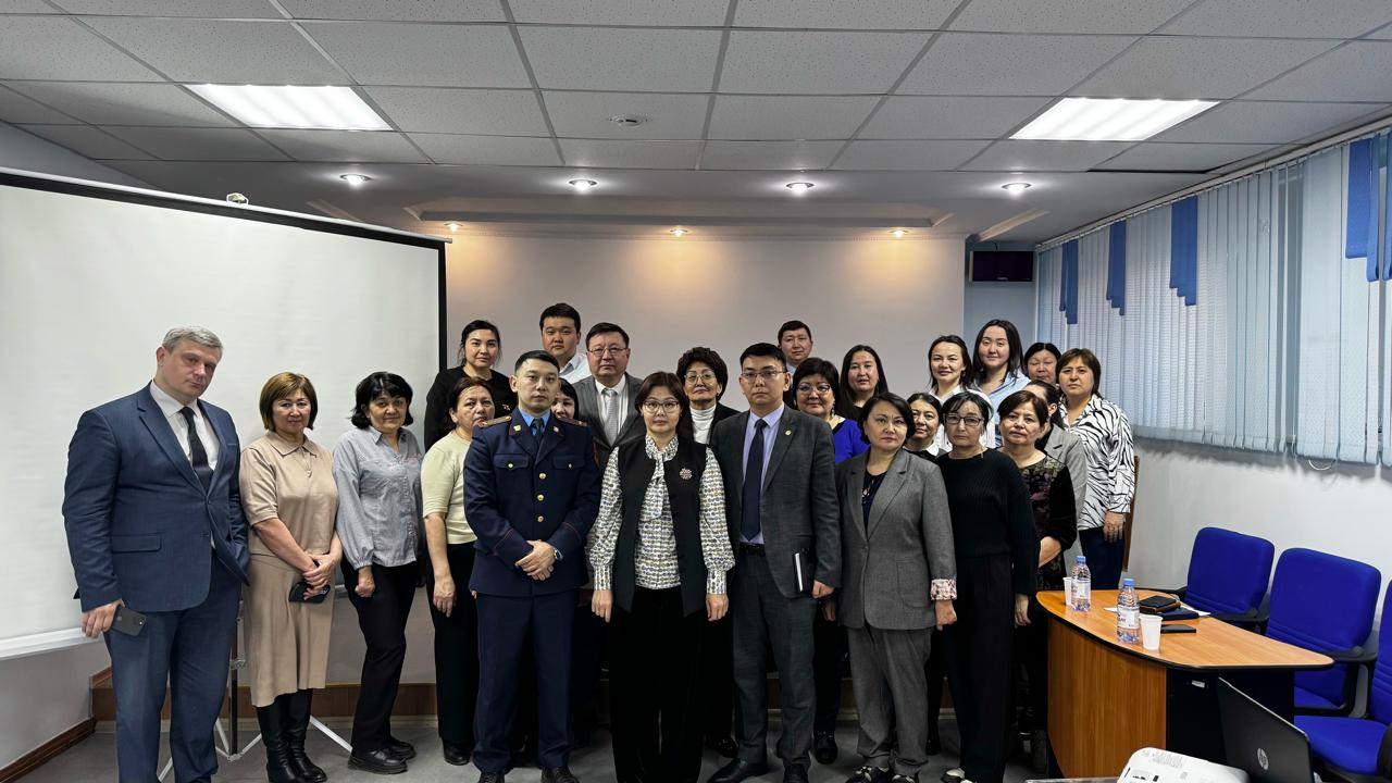 "Заң және тәртіп" қағидатын насихаттау: Әдеп жөніндегі уәкілдің қатысуымен кездесу"