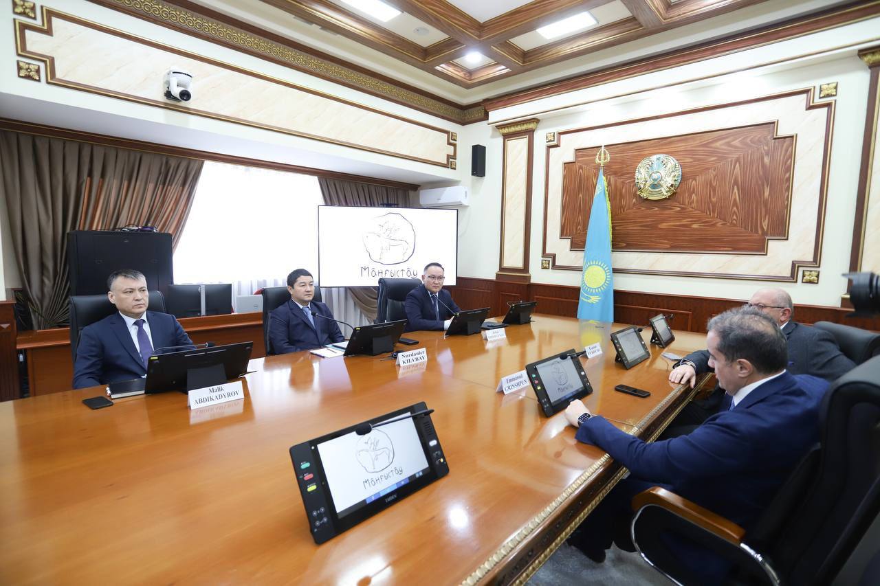 Нұрдәулет Қилыбай «Аквафор» компаниясының басшысымен кездесті