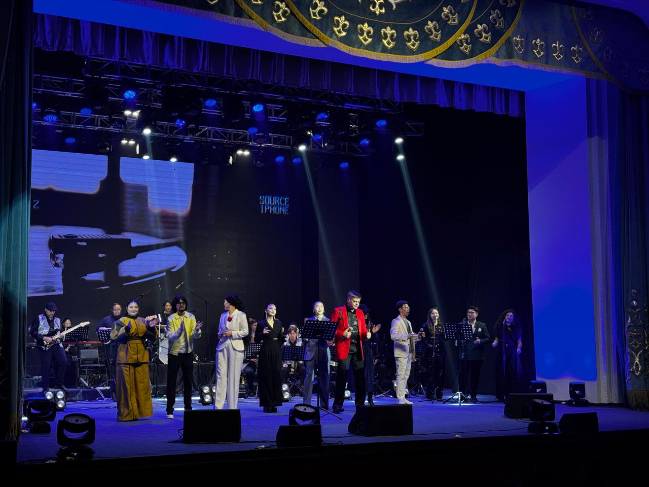 Талдықорғанда 90-2000 жылғы хит әндер атты концерті өтті!