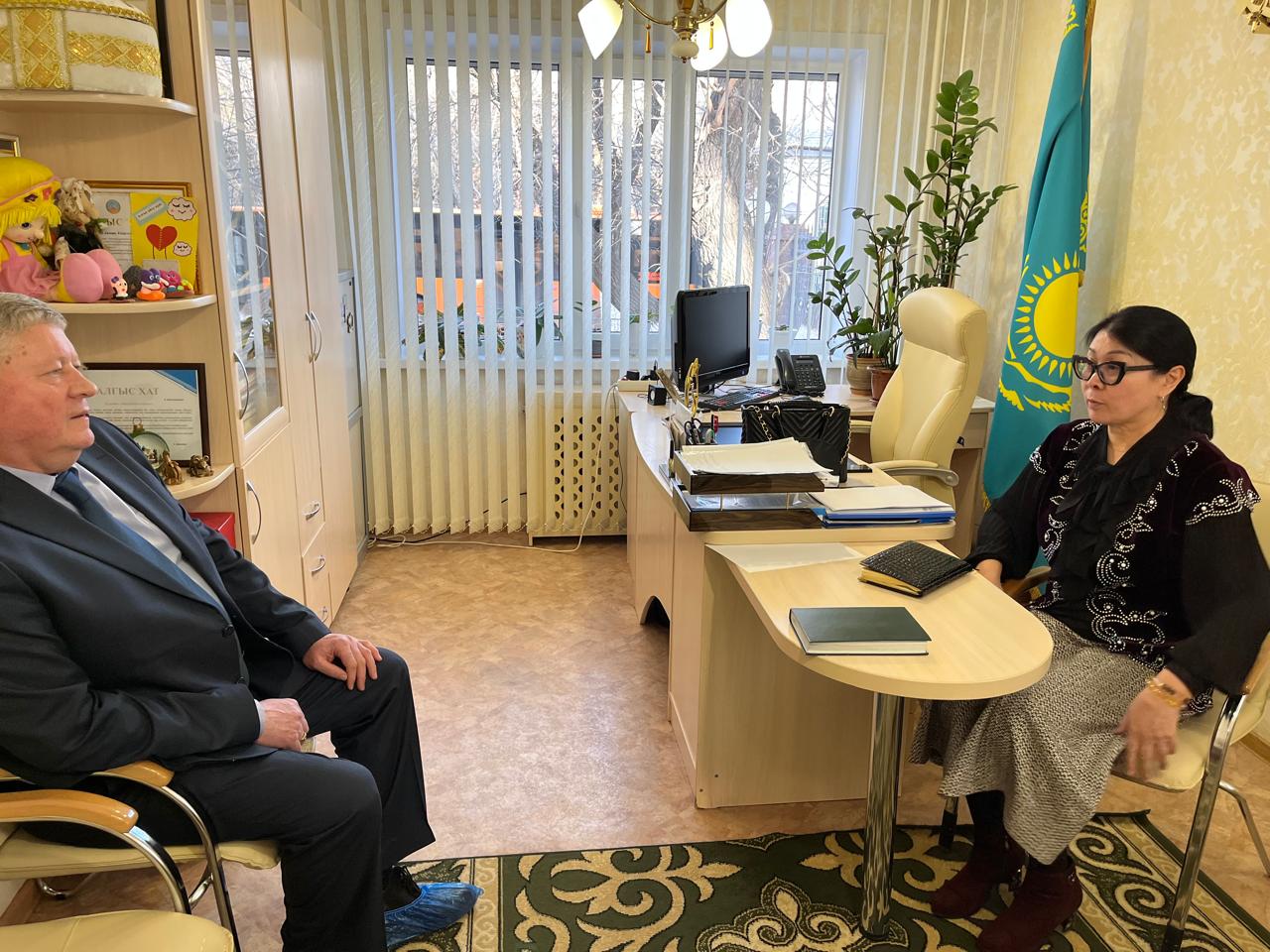 "Жас ұрпақ" Жасөспірімдер үйіне бару