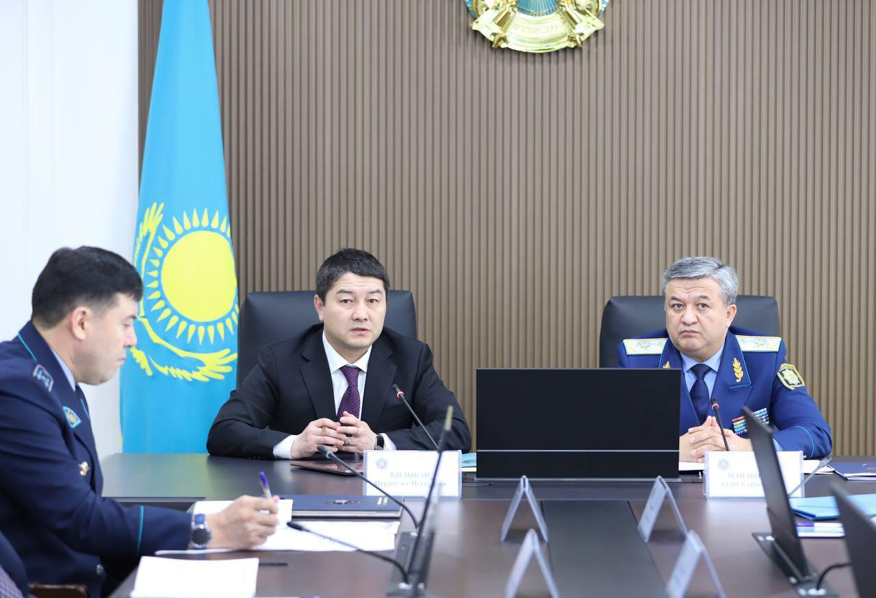 Маңғыстауда кәмелетке толмағандар арасындағы қылмыстың алдын алу шаралары жөніндегі үйлестіру кеңесінің отырысы өтті
