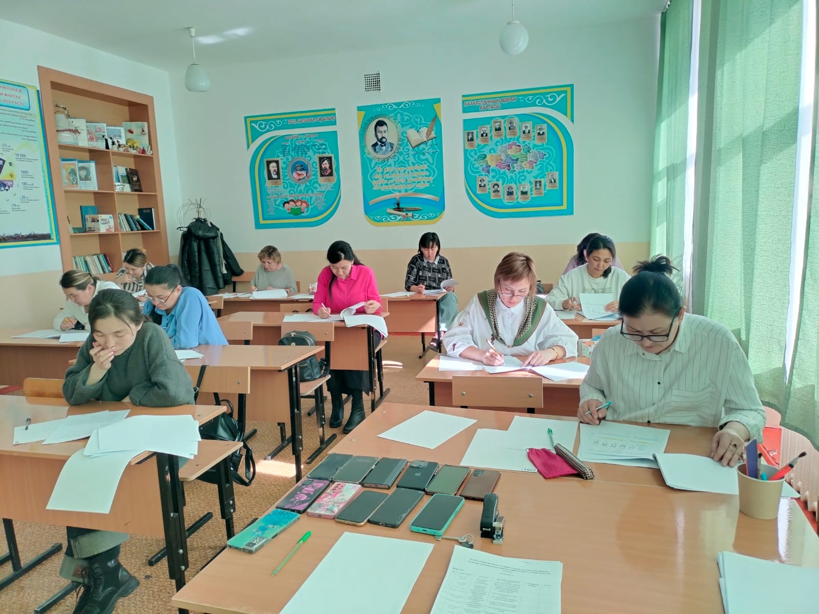 Химия, физика,биология, география мұғалімдері арасындағы облыстық олимпиадасы