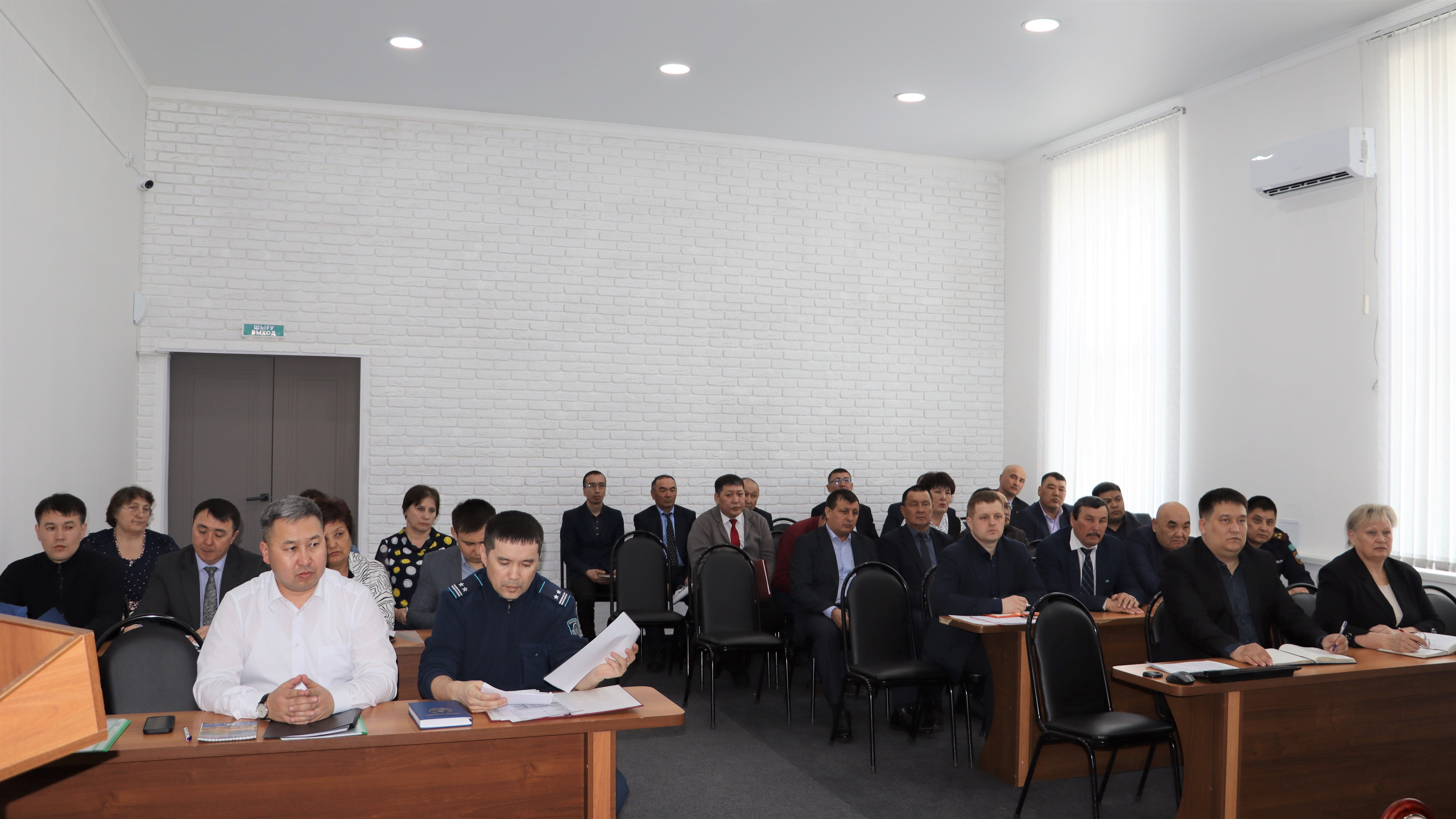 Аудан әкімдігінің отырысы