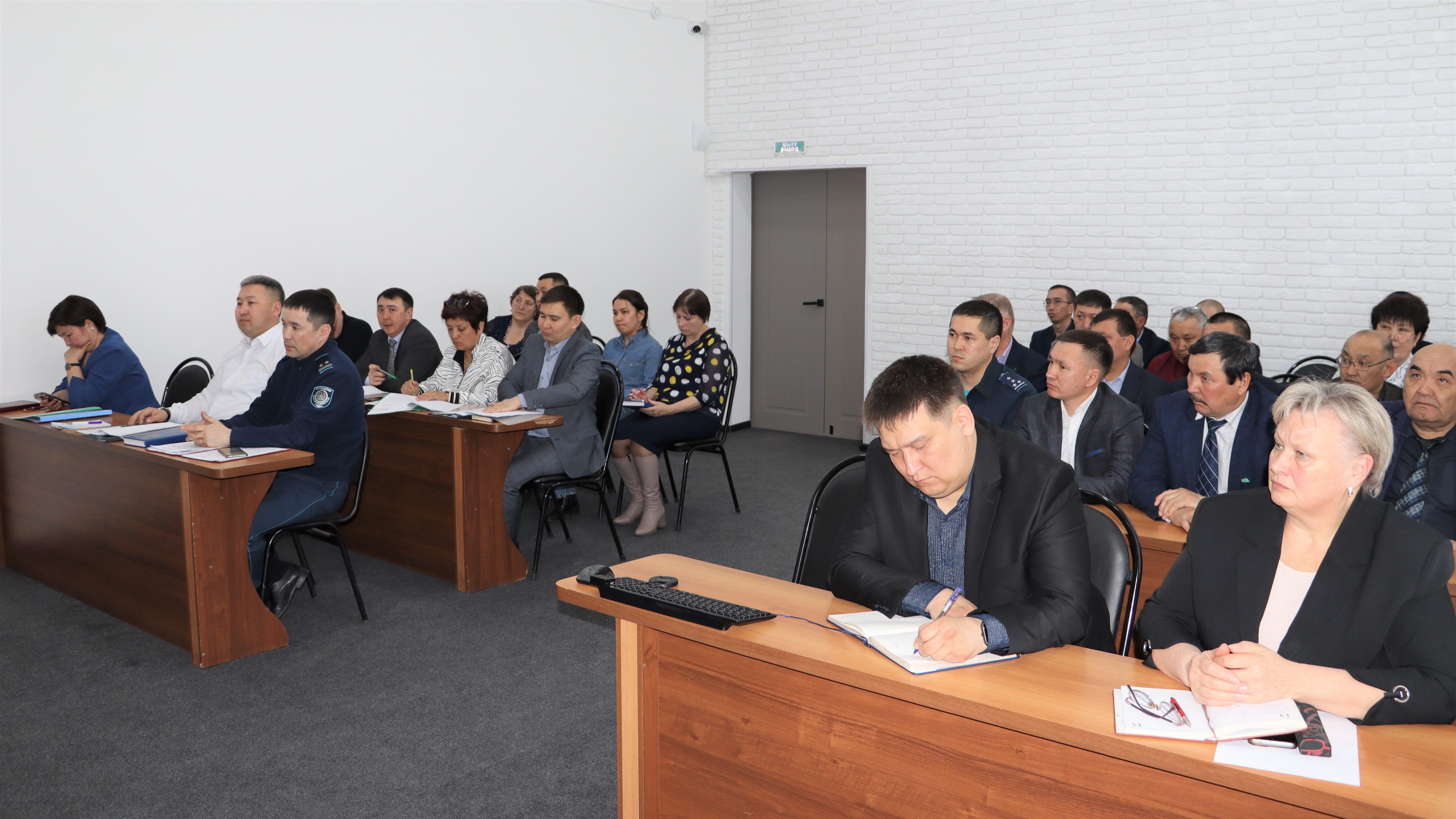 Сыбайлас жемқорлыққа қарсы іс-қимыл мәселелері жөніндегі ведомствоаралық комиссияның отырысы