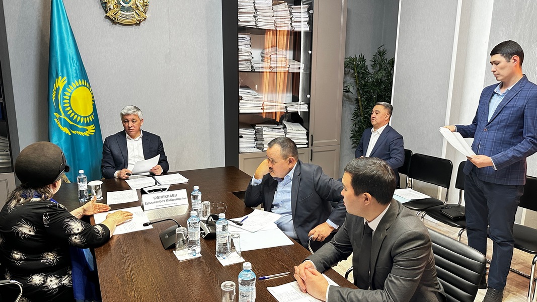 Ермағанбет Бөлекпаев азаматтарды қабылдады