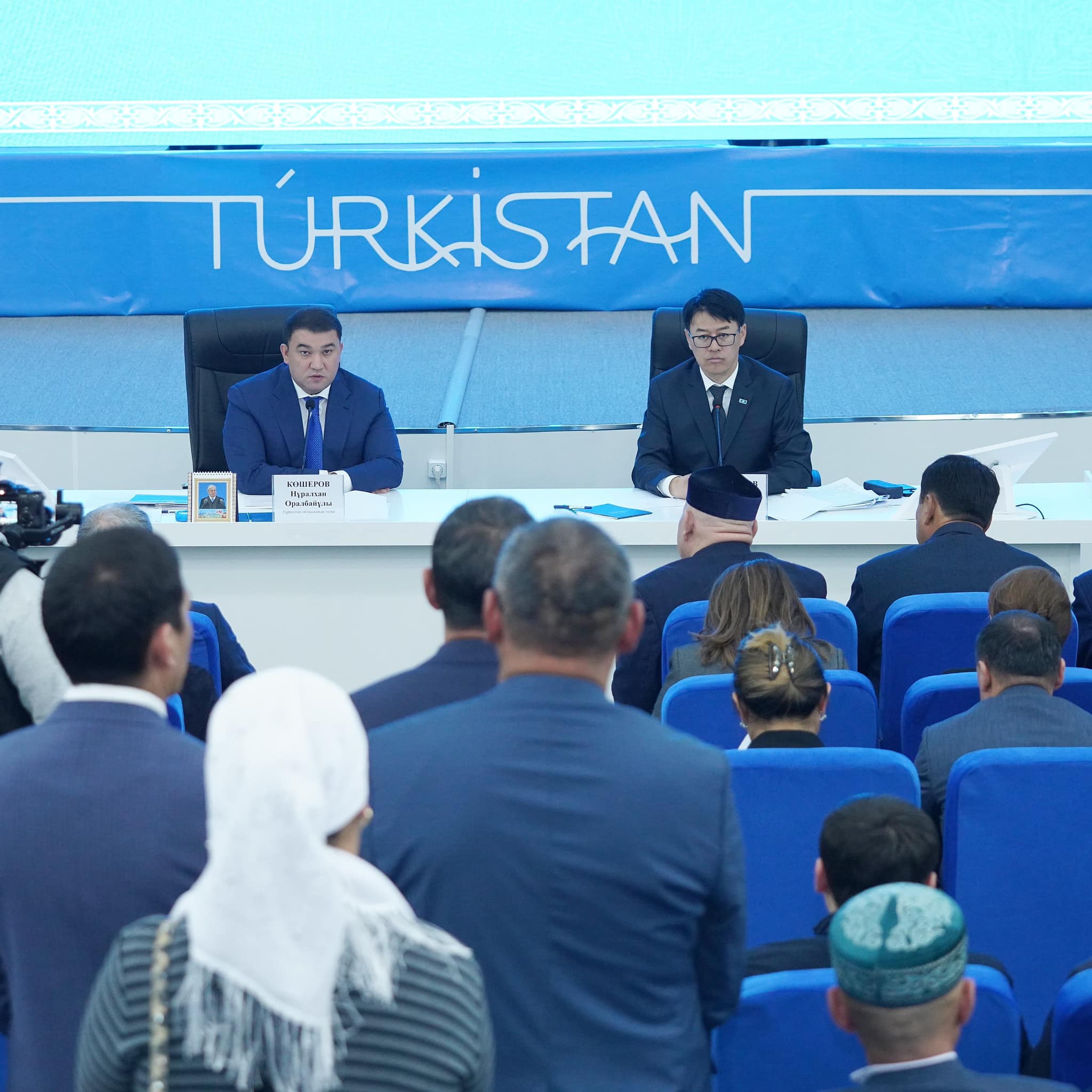 ТҮРКІСТАН: НҰРАЛХАН КӨШЕРОВ ТӨЛЕБИЛІКТЕРМЕН КЕЗДЕСТІ