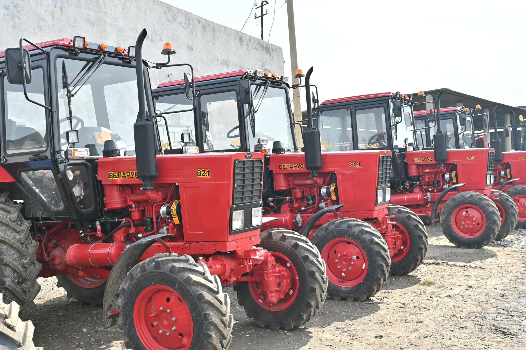 ТҮРКІСТАН: ЖЕТІСАЙДА МАШИНА ТЕХНИКАЛЫҚ СТАНЦИЯСЫ АШЫЛДЫ