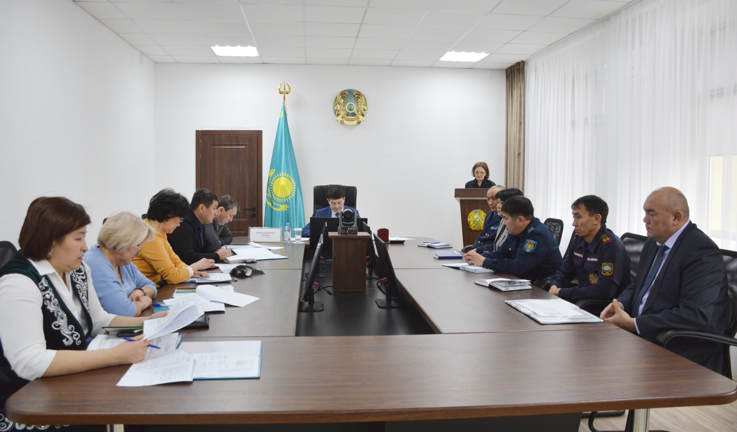 Әкімдік отырысы