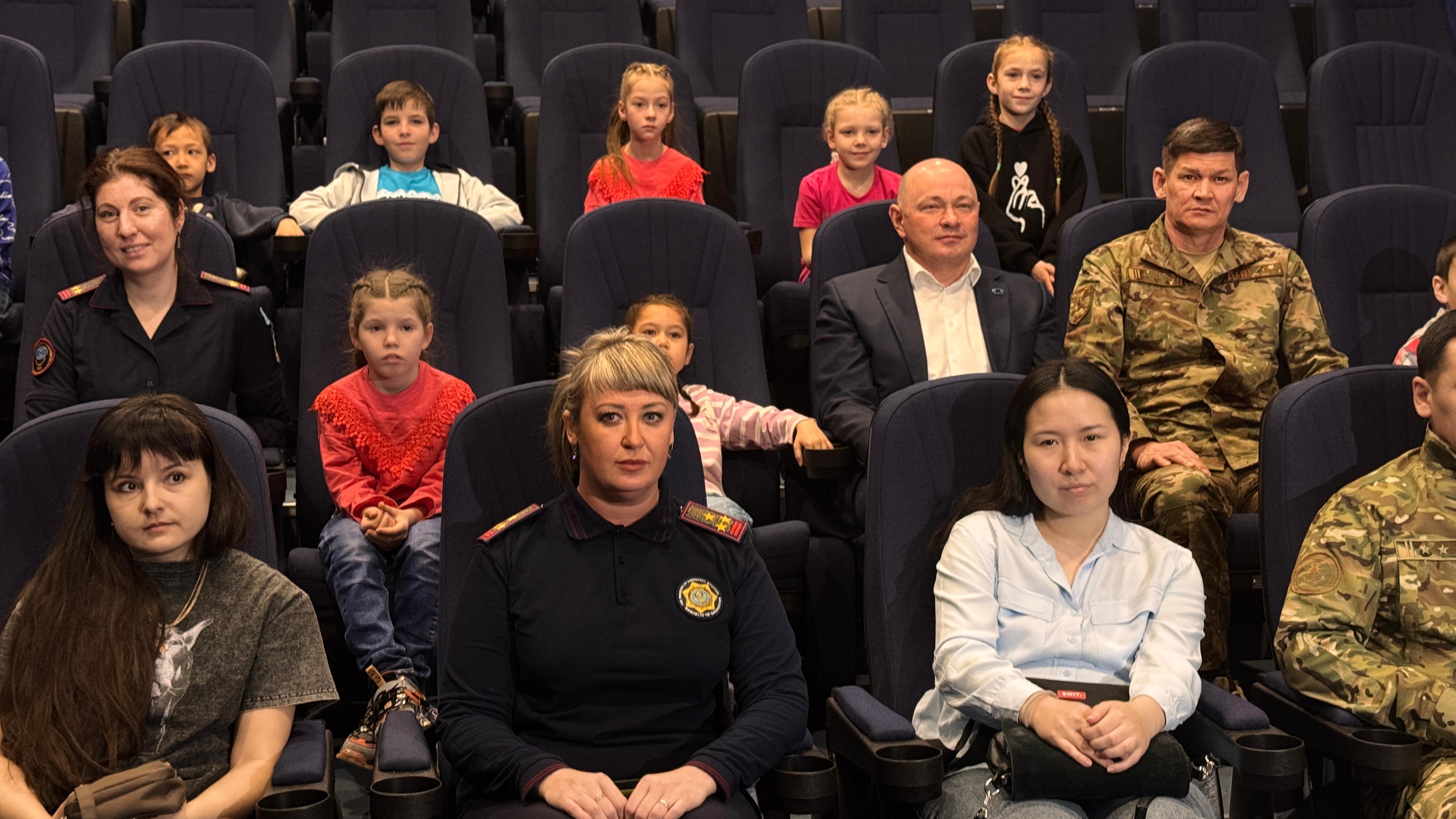 ШҚО құтқарушылары балаларды мультфильмдер арқылы оқытады