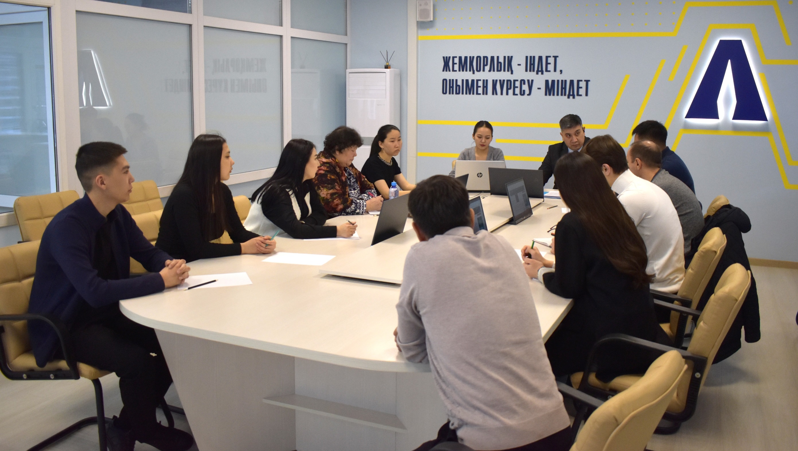 Мемлекеттік сатып алу порталына мониторинг жүргізу бойынша антикор еріктілеріне тренинг жүргізілді