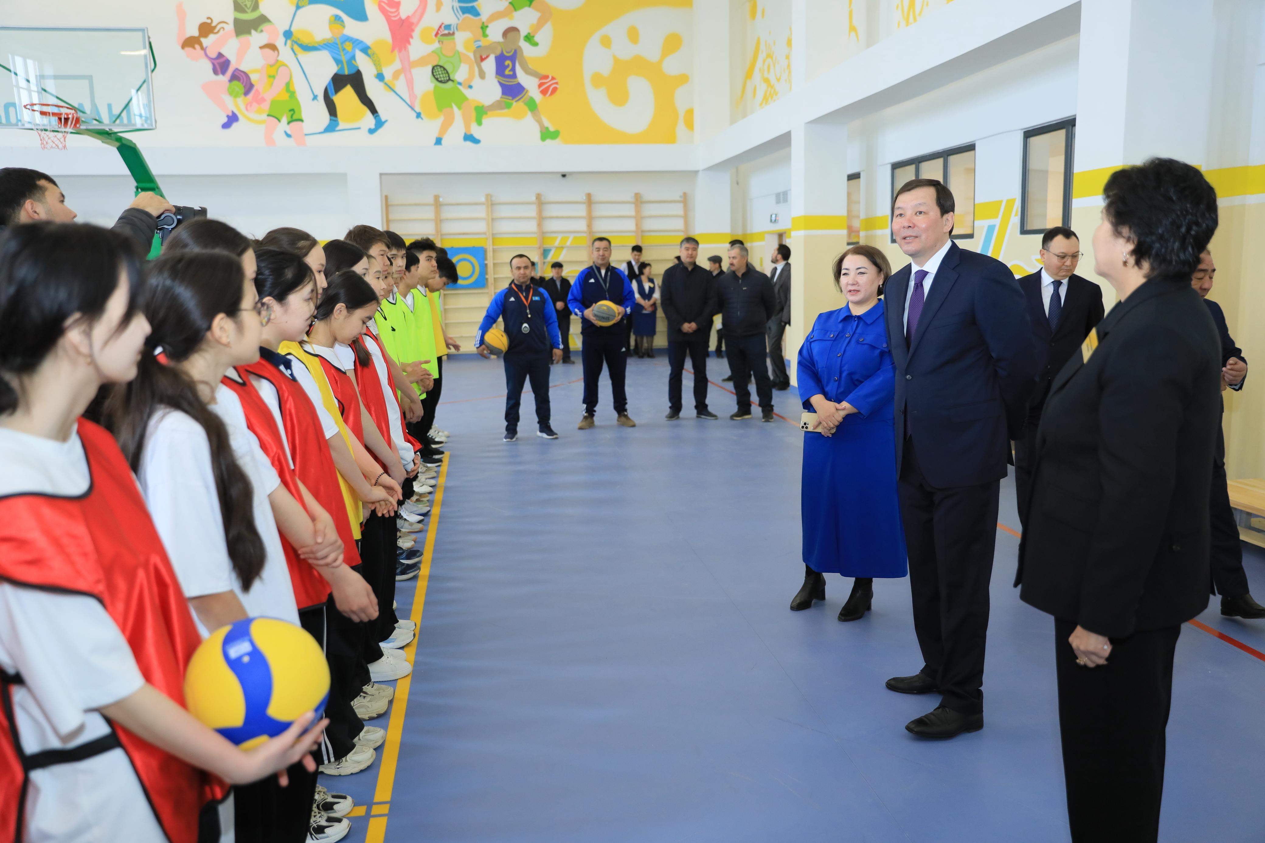 Ақжарда жайлы мектеп жұмысын бастады