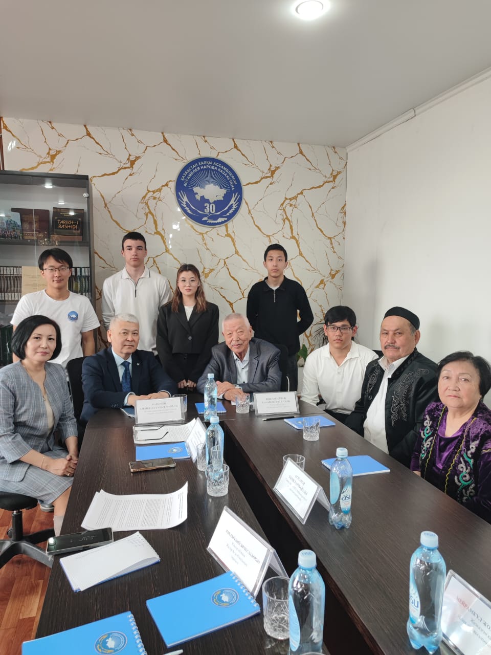 «Қоғамдық келісіммен» 2025 жылға арналған жоспары негізінде «Жастарда жағымды құндылықтарды қалыптастырудың заманауи және тиімді тетіктерін қалыптастыру» атты тақырыпта кездесу ұйымдастырды