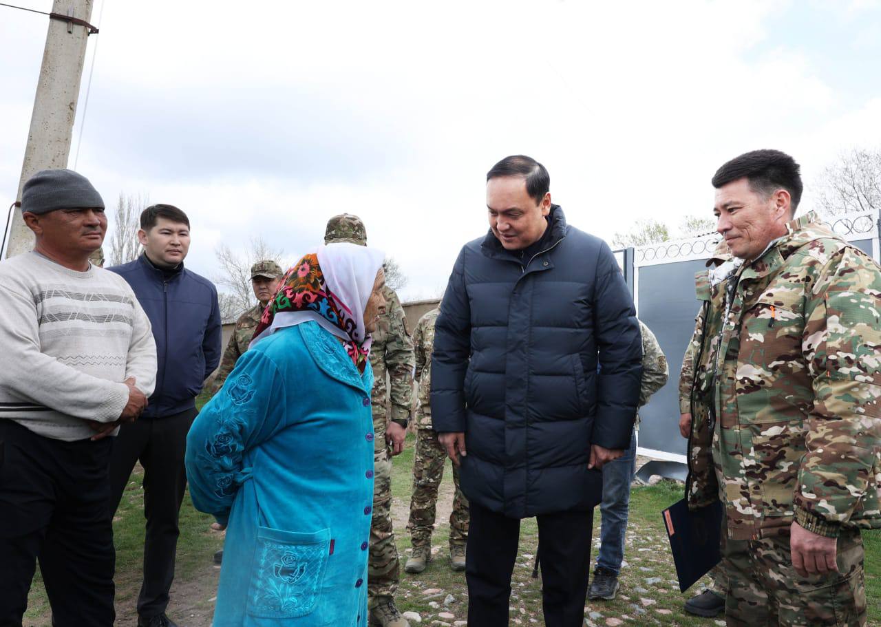 Ербол Қарашөкеев үкіметтік комиссиямен бірге Т.Рысқұлов ауданындағы бүлінген нысандарды тексерді