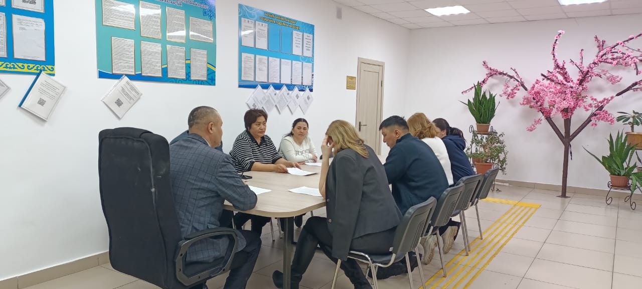 В аппарате акима Володарского сельского округа проведен круглый стол по разъяснению государственных услуг.
