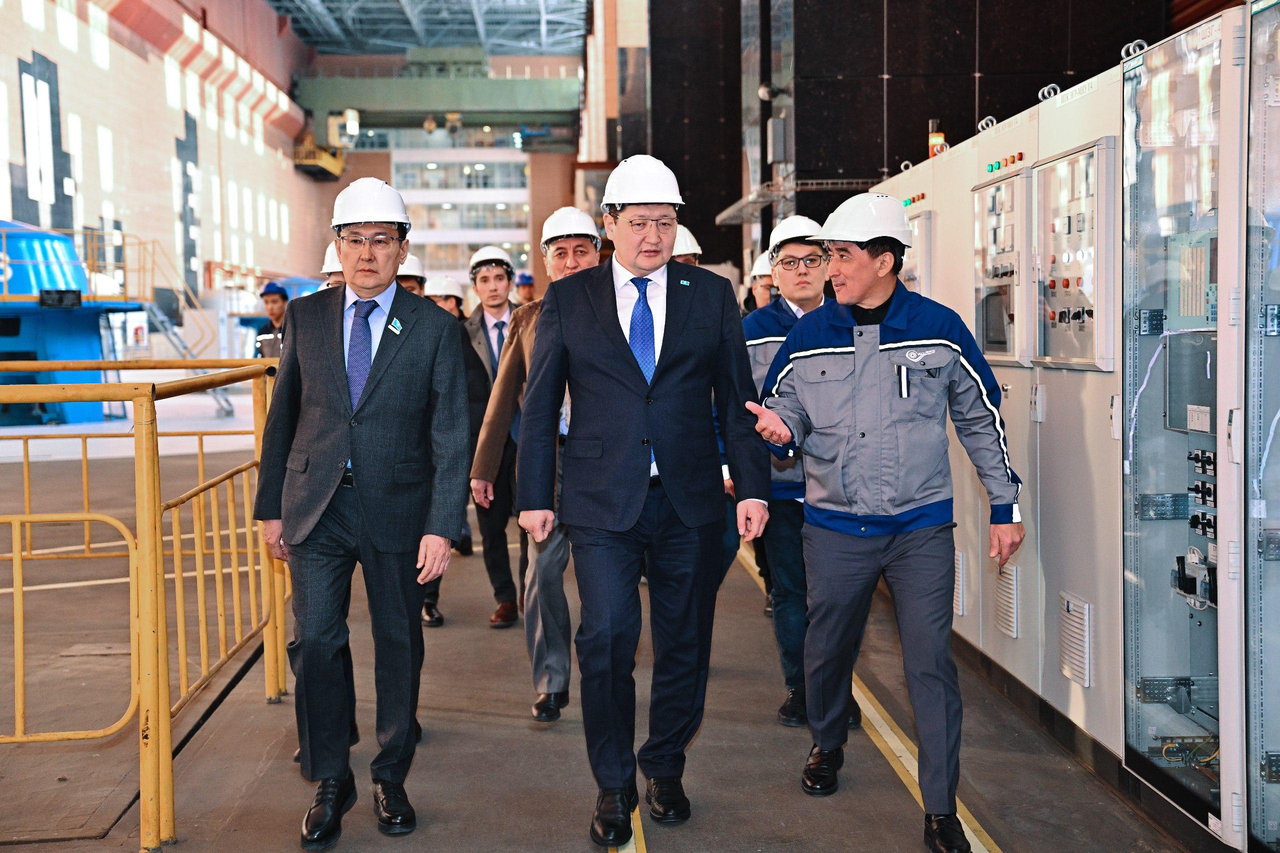 Облыс әкімі Шүлбі су электр станциясында болды