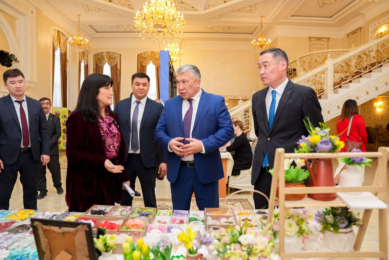 Семейде «Бизнес әйелдер үшін» форумы өтті