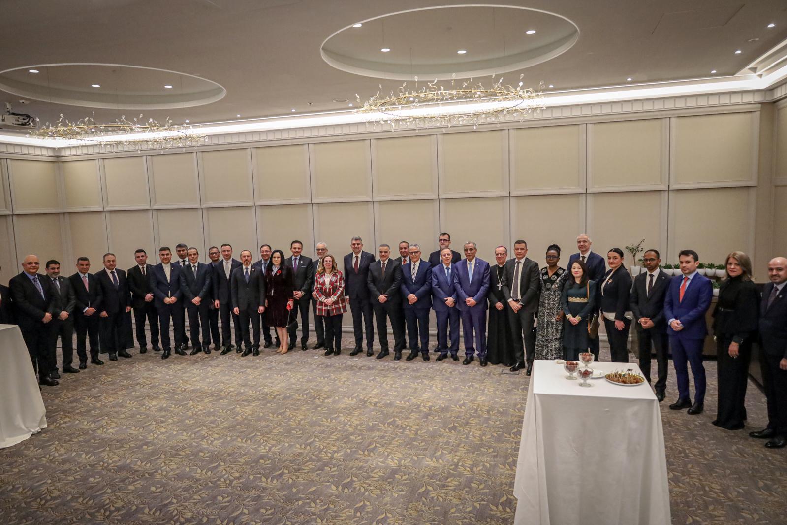 Ambasadorii țărilor OCI și ai Grupului Arab găzduiesc o cină Iftar cu premierul Ciolacu