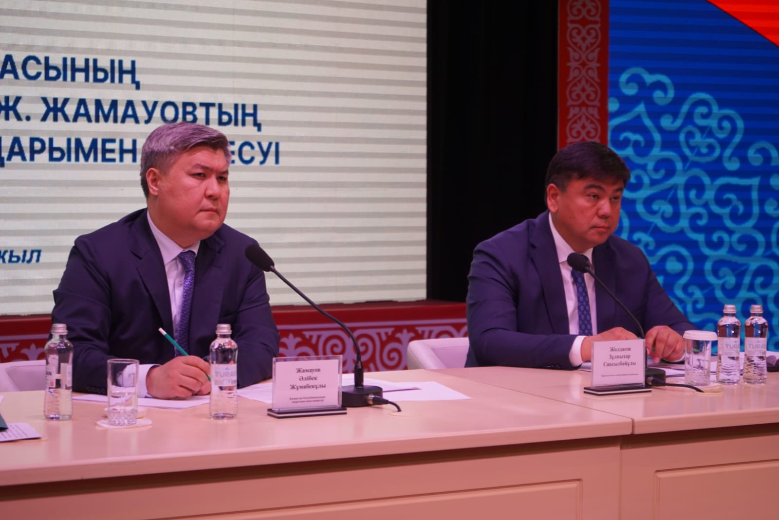 Энергетика вице-министрі А. Ж. Жамауов Түркістан облысының тұрғындарымен кездесті