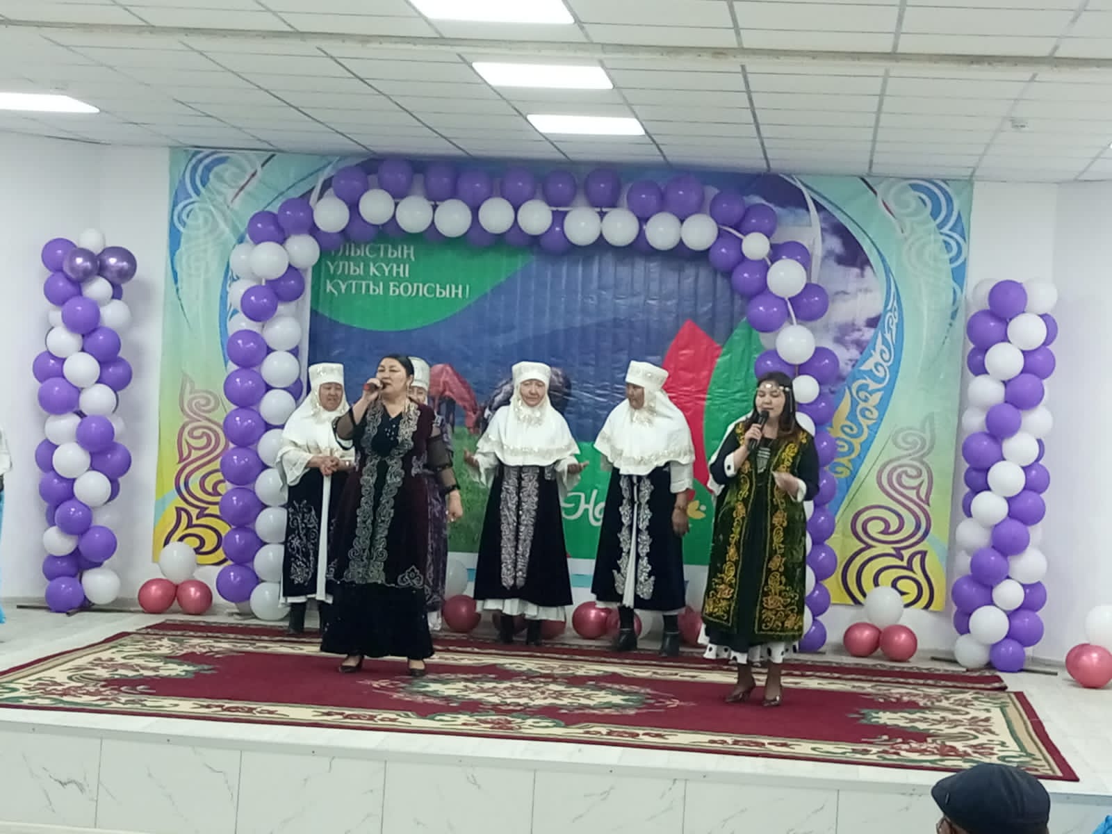 Ақжар ауылы мәдениет үйінде "Ұлыстын ұлы күні"наурыз мерекесін атап өтті.