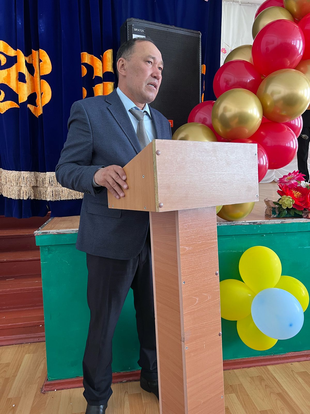 Ана – барлық тілде әдемі