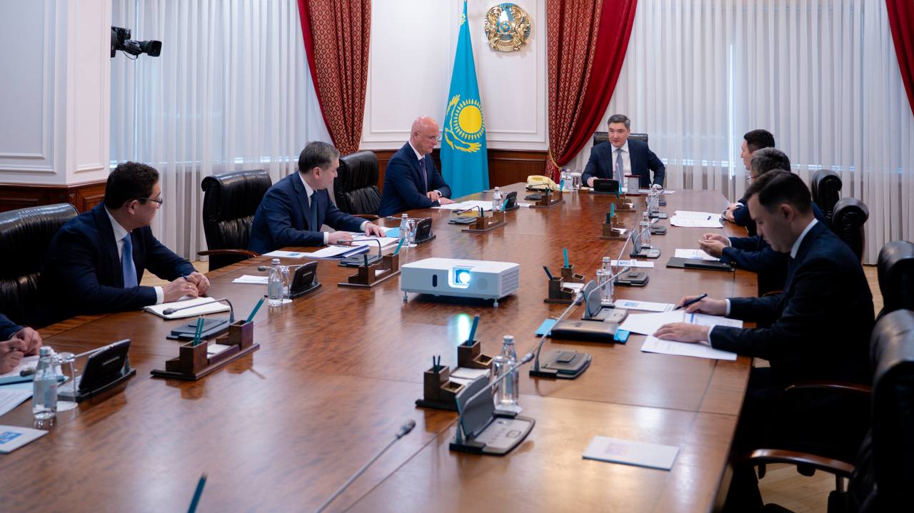 Президенттің тапсырмаларын іске асыру аясында Үкіметте геологиялық барлауды және жер қойнауын пайдалануды дамыту мәселелері жөніндегі кеңес өтті