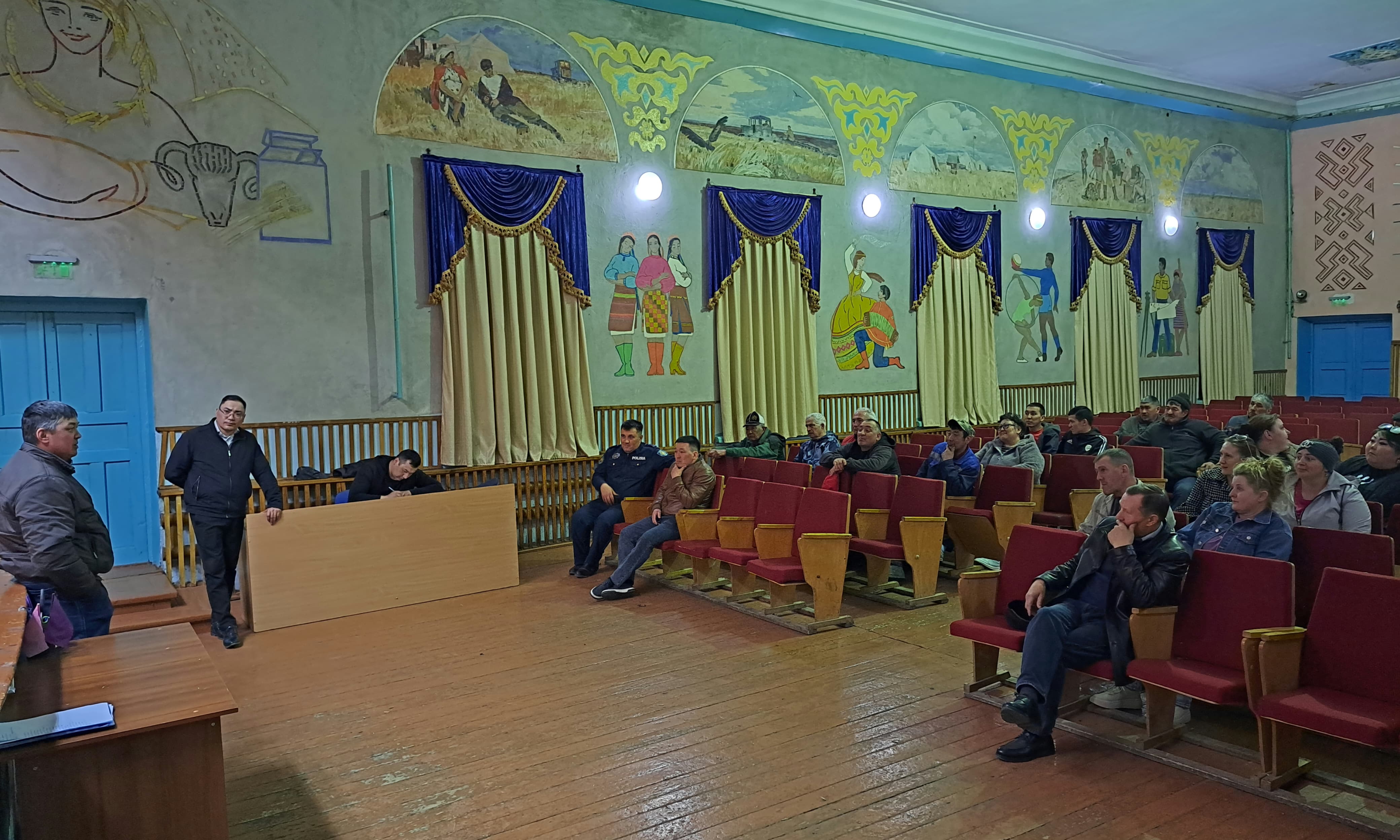 Бірлік ауылы тұрғындарының жиыны