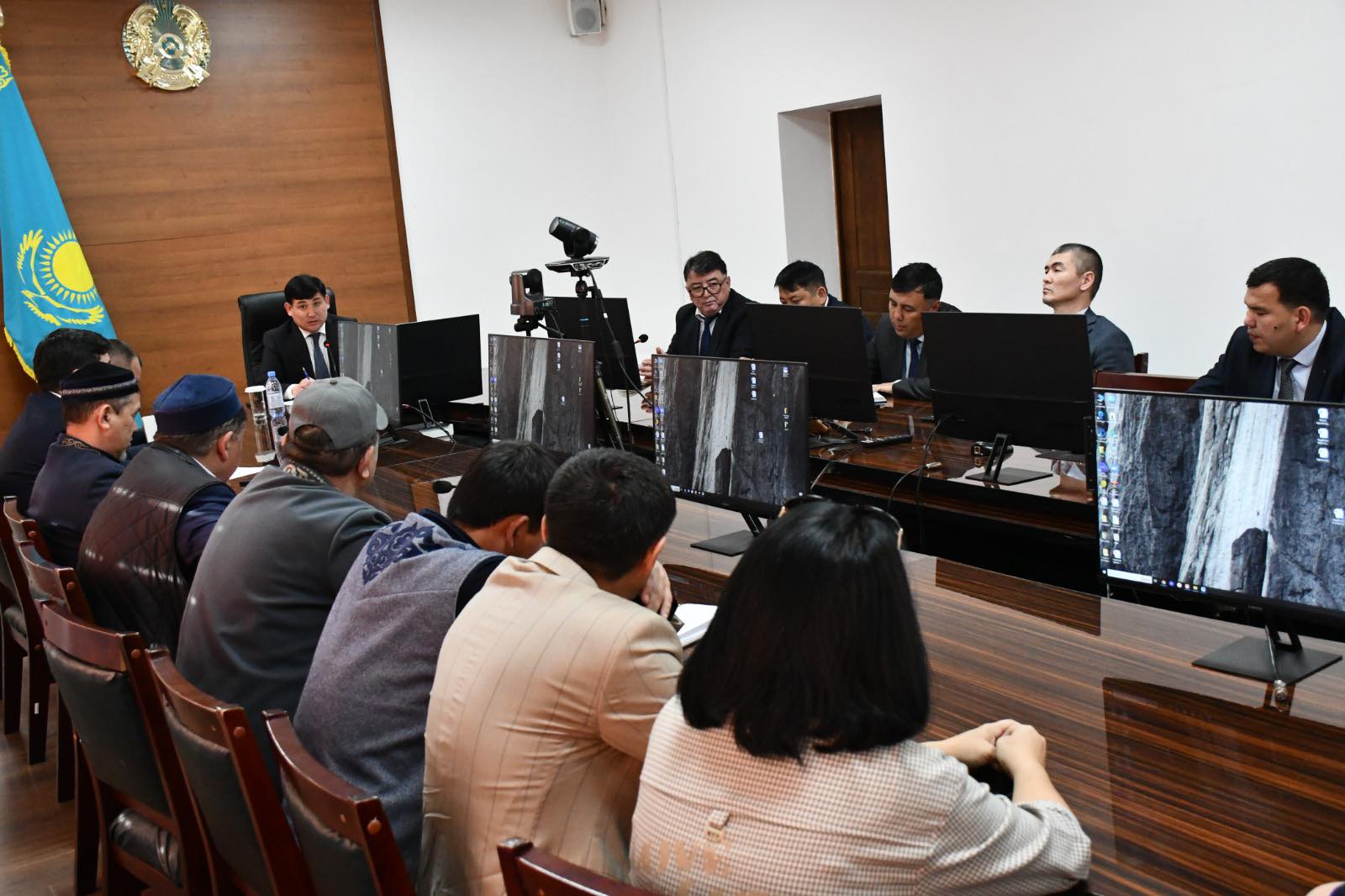 БЕЛСЕНДІ АЗАМАТТАР ПІКІРІ АЛДЫҢҒЫ ОРЫНДА