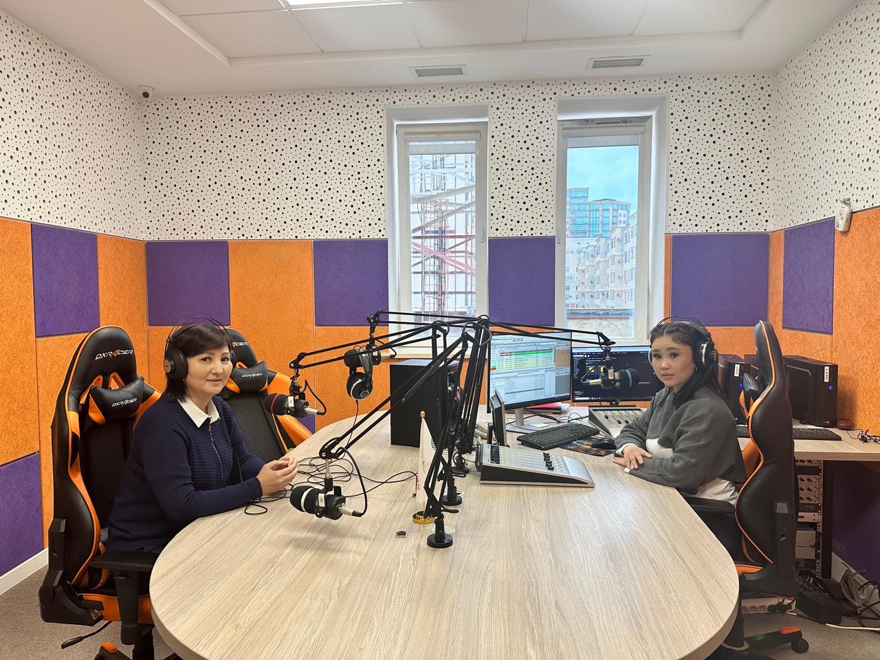 Бөлім басшысы Г.Байгабулова "Жолбаян плюс" телерадиокомпаниясының тікелей эфирінде сұхбат берді