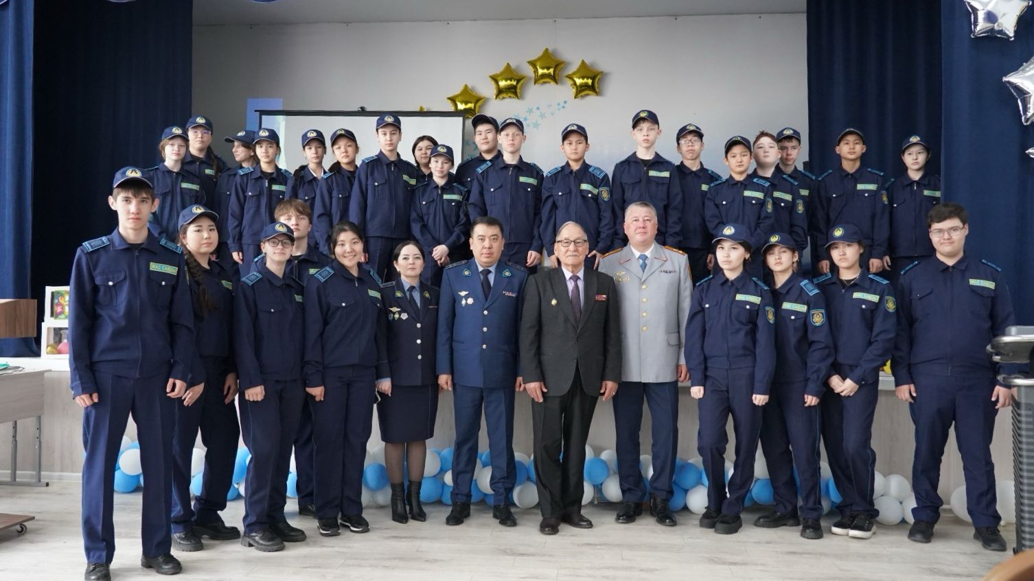 Полицияның болашағы – сенімді қолда