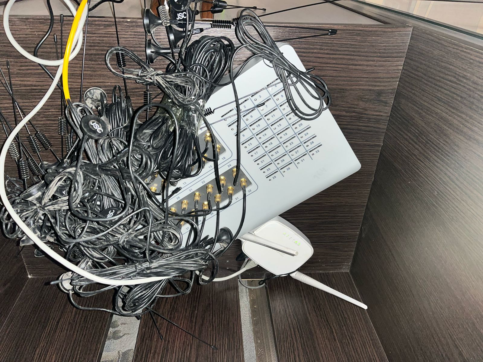 Петропавлда полицейлер интернет-алаяқтар қолданатын құрылғы тәркіледі