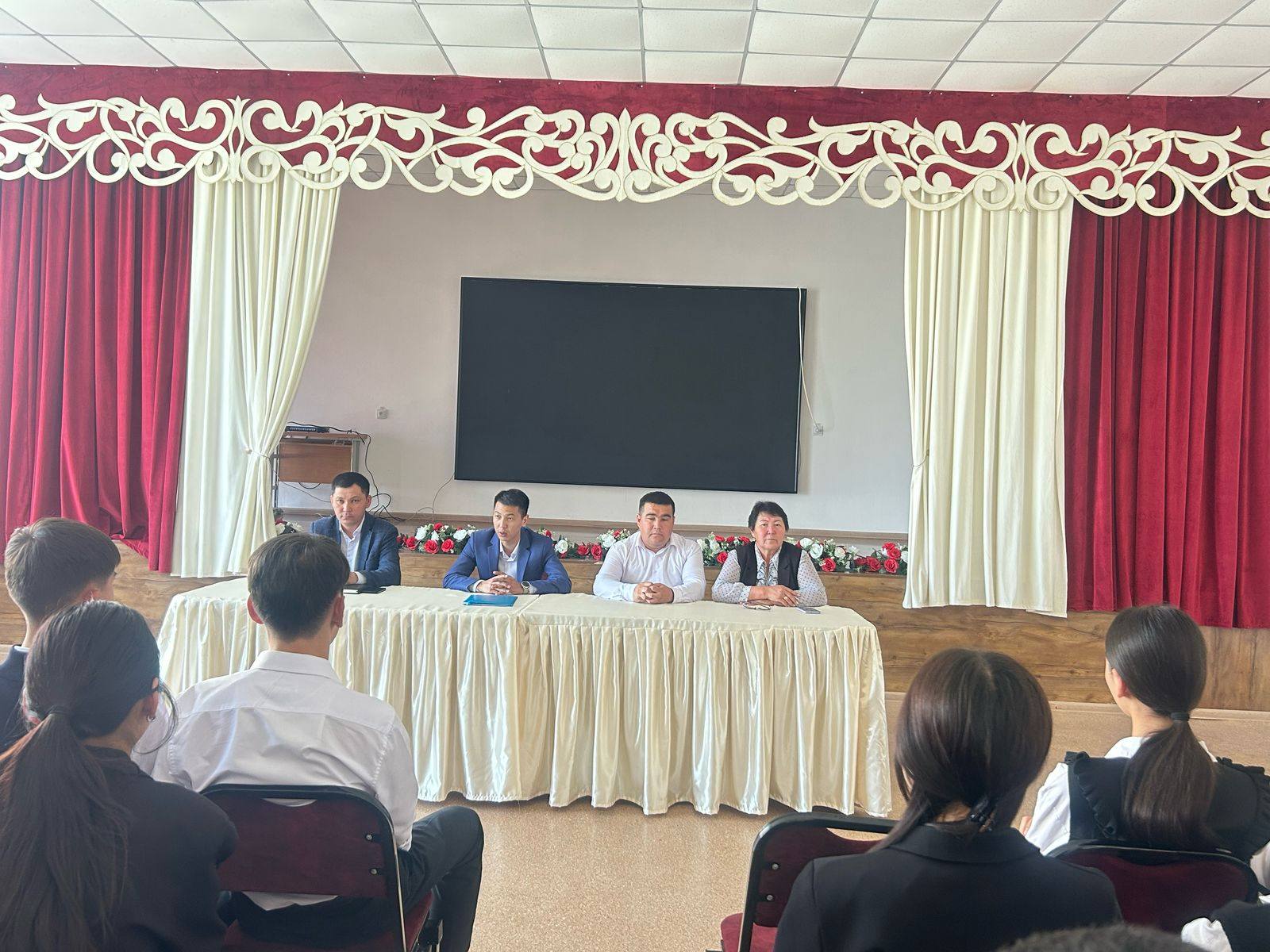 АҚПАРАТТЫҚ-ТҮСІНДІРУ ТОП ТҮСІНДІРУ ЖҰМЫСТАРЫН ЖҮРГІЗДІ