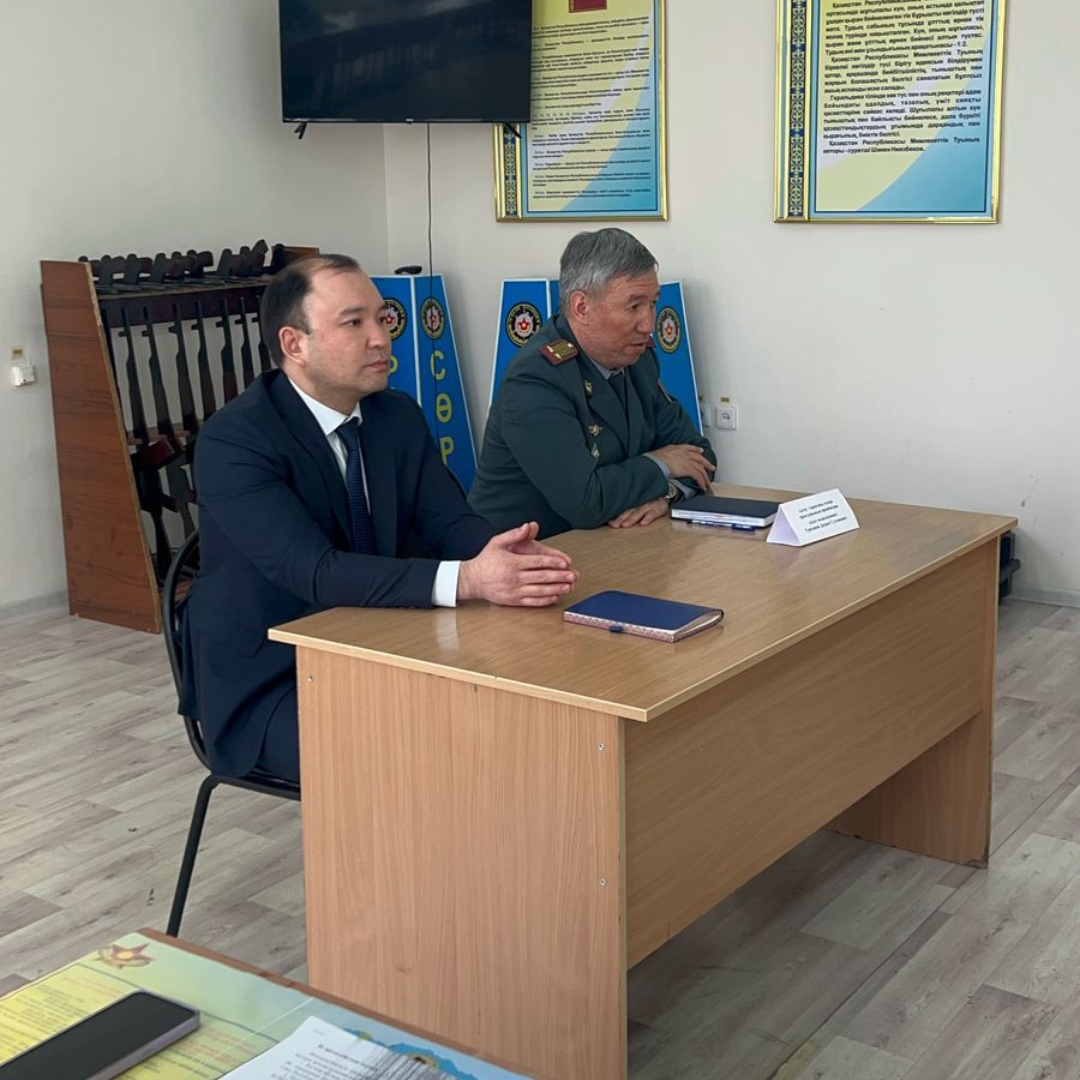 Өкіл азаптауларға, адамгершілікке жат және қадір-қасиетті қорлайтын әрекеттерге қарсы іс-қимыл мәселелері бойынша жиналысқа қатысты