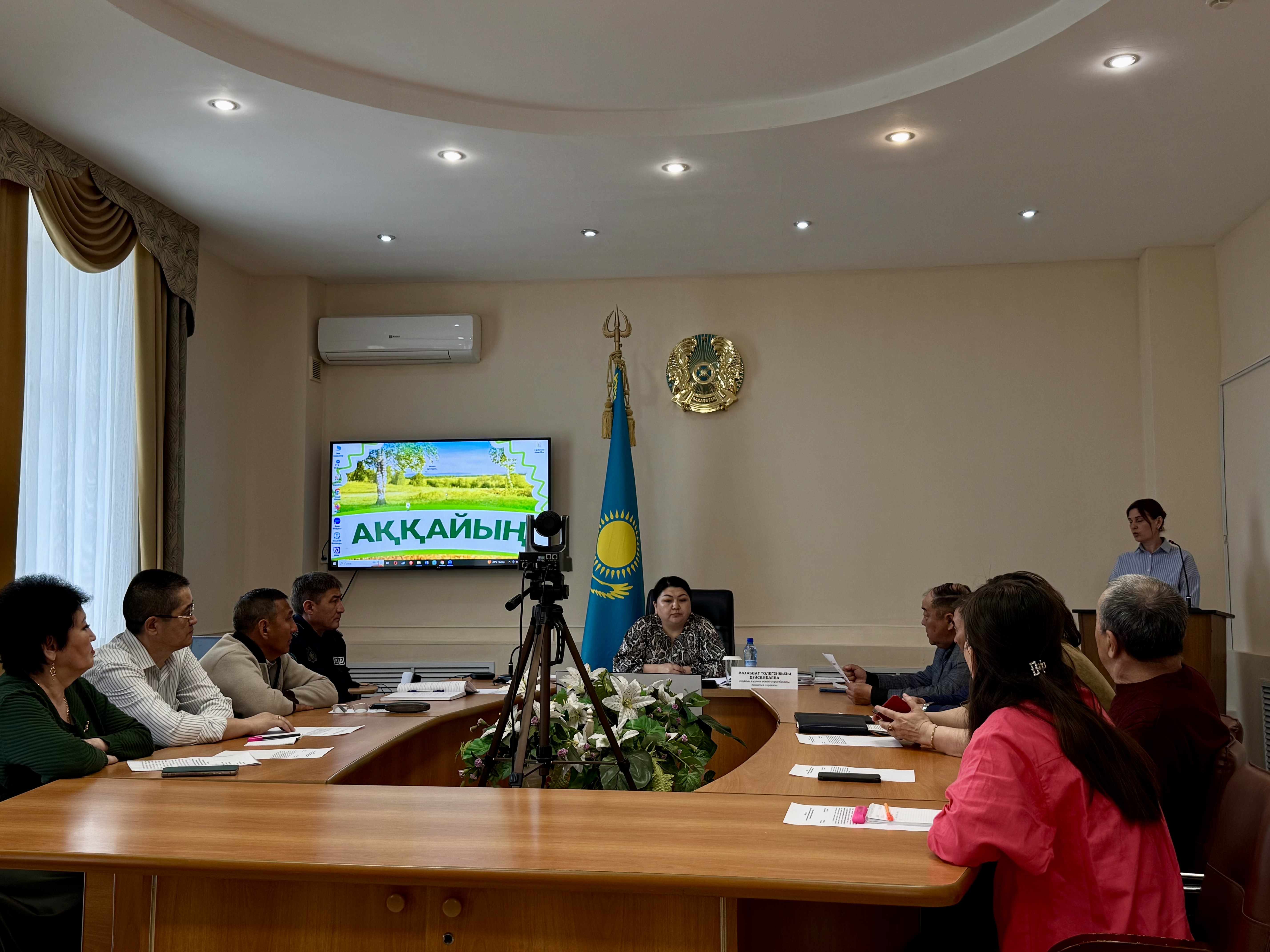 кәмелетке толмағандар істері және олардың құқықтарын қорғау жөніндегі комиссияның отырысы өтті.