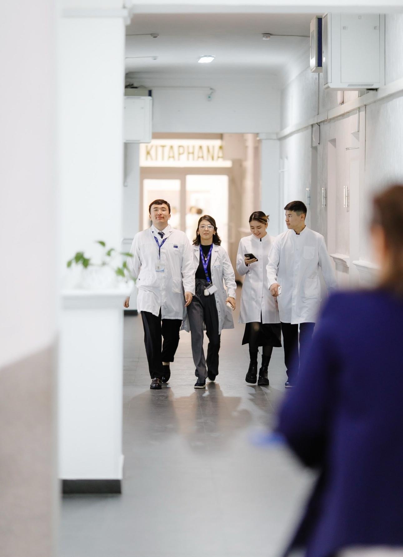 ДЕНСАУЛЫҚ САҚТАУ МИНИСТРІ ШЫҒЫС ҚАЗАҚСТАН МЕН АБАЙ ОБЛЫСЫНЫҢ МЕДИЦИНАЛЫҚ ҰЙЫМДАРЫНА БАРДЫ