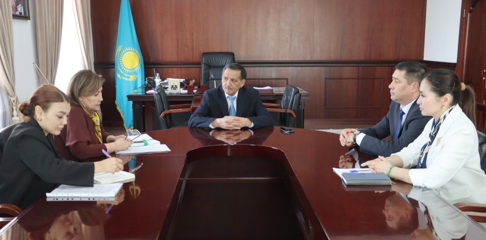 Аудан әкімі Қазақстан шахмат федерациясының облыс бойынша атқарушы директорын қабылдады