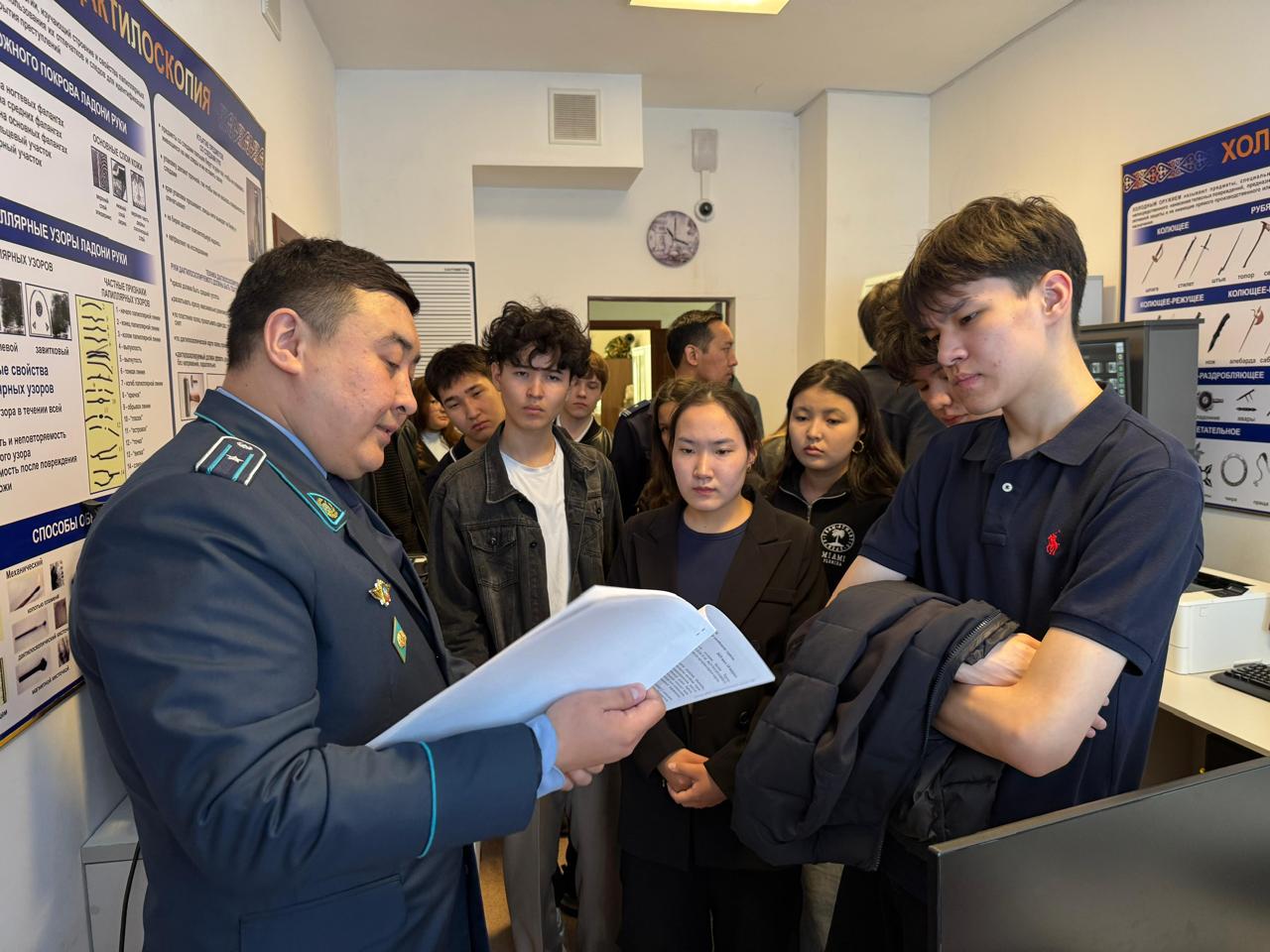 Жұмысшы мамандықтар жылы: елордалық оқушыларға әуежайда экскурсия жүргізілді