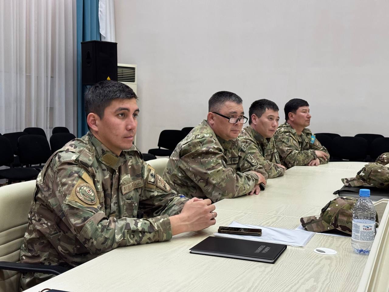 Қостанай облысының гарнизонында қарауыл командирлерімен семинар өтті