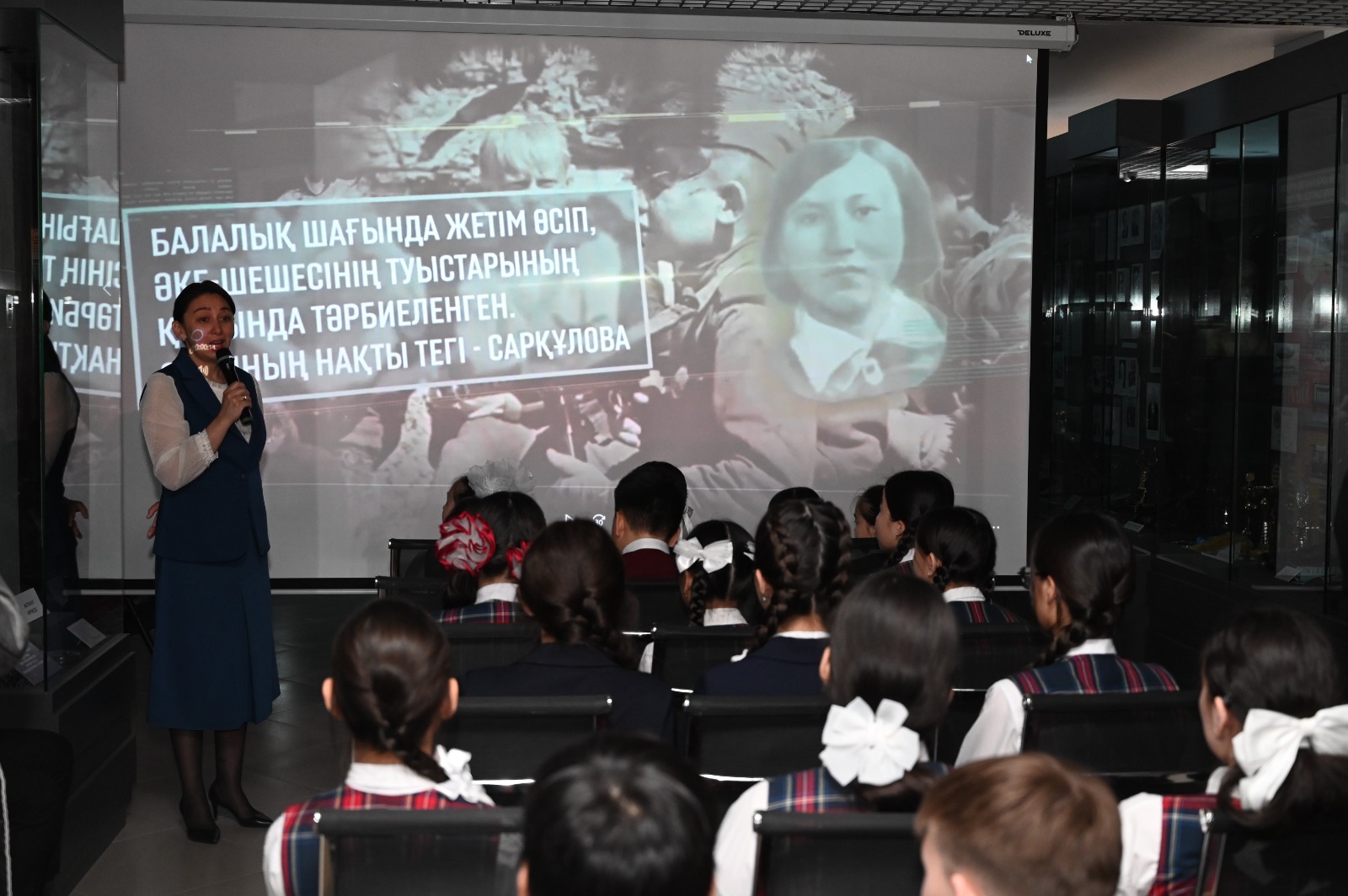 Ақтөбеде Әлия Молдағұлованың 100 жылдығы мен Жеңістің 80 жылдығы атап өтілді