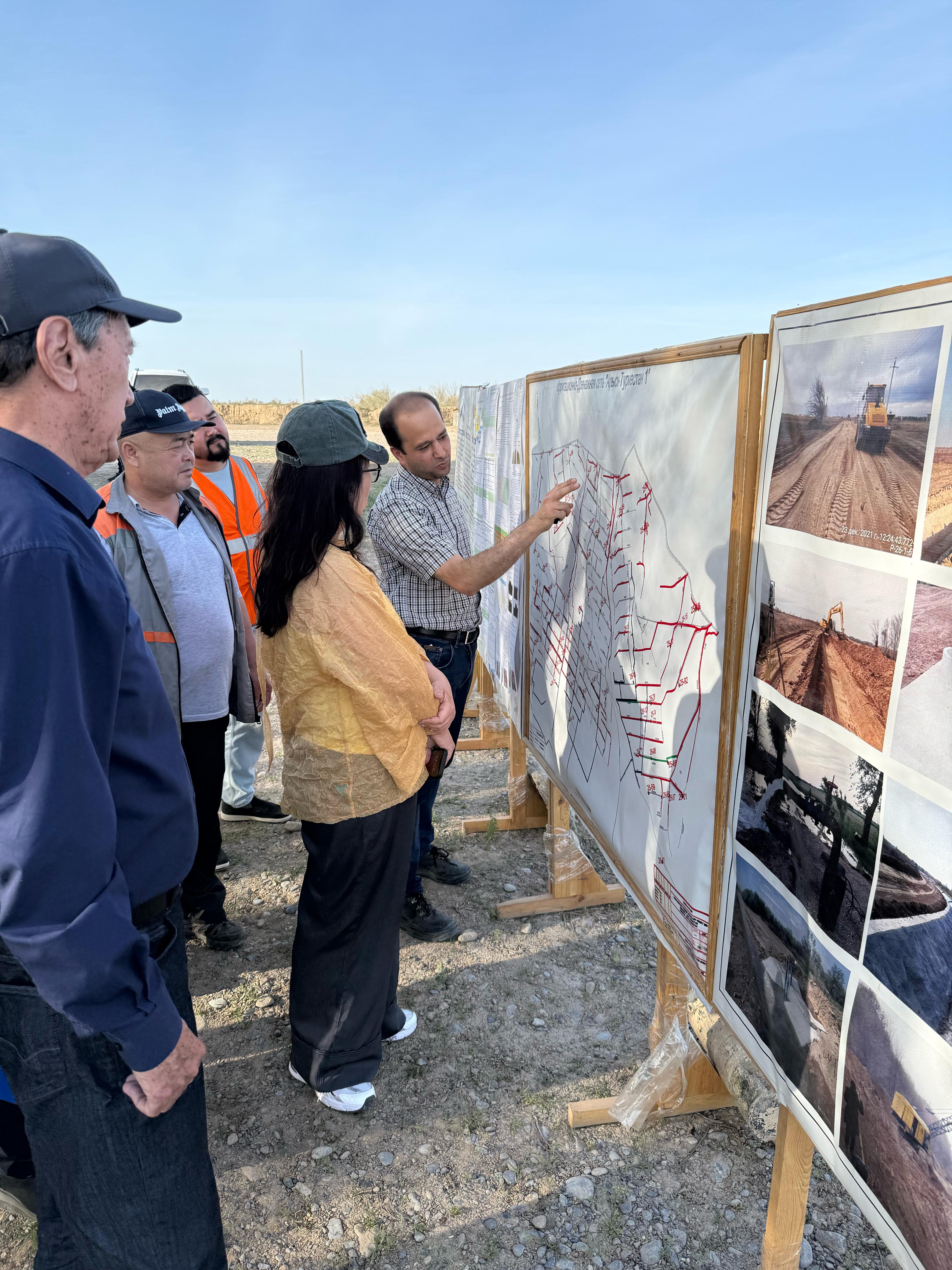 Су шаруашылығы комитеті төрағасының орынбасары Гульвира Қуттыбек Су шаруашылығы комитетінің қызметкерлерімен бірге «ИДЖ Арыс-Түркістан-1» (АТК) нысанына барды.